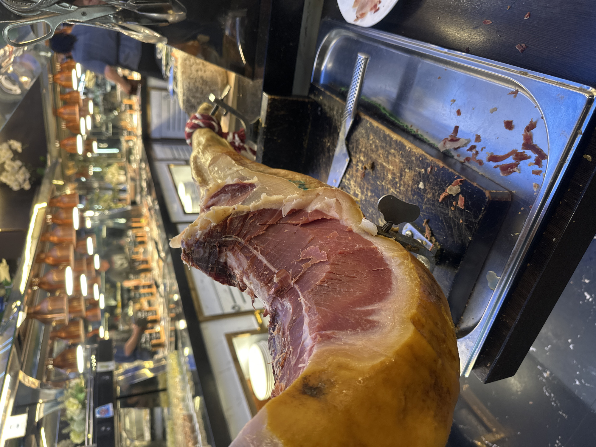 Seafood buffet documented at Paris restaurant