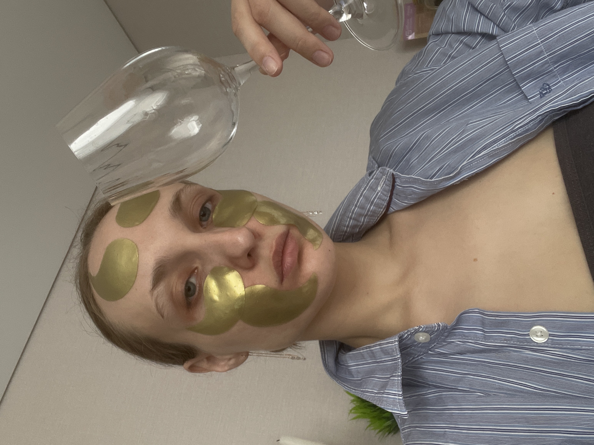 Morning spa routine with wine and breakfast in Russia
