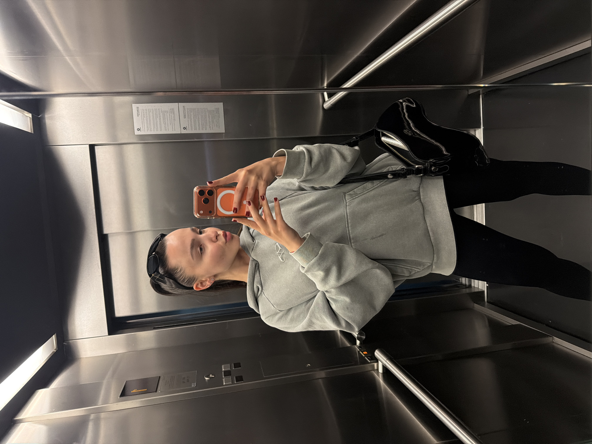 Woman takes selfies across Sofia locations in brief timespan