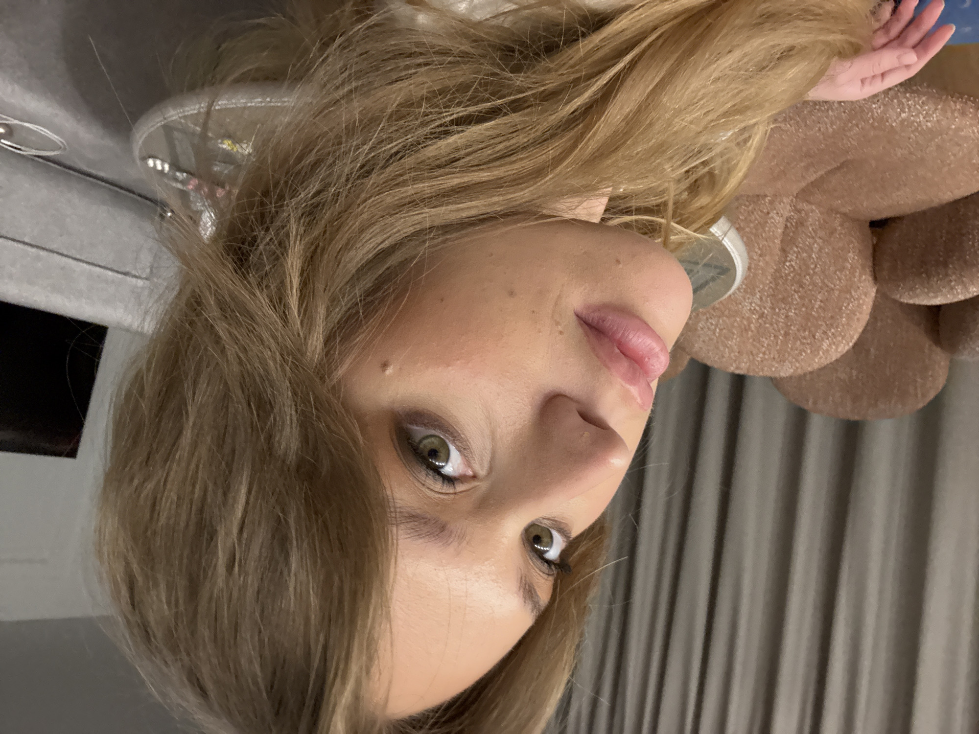Woman photographed in portrait sessions in Hrodna, Belarus