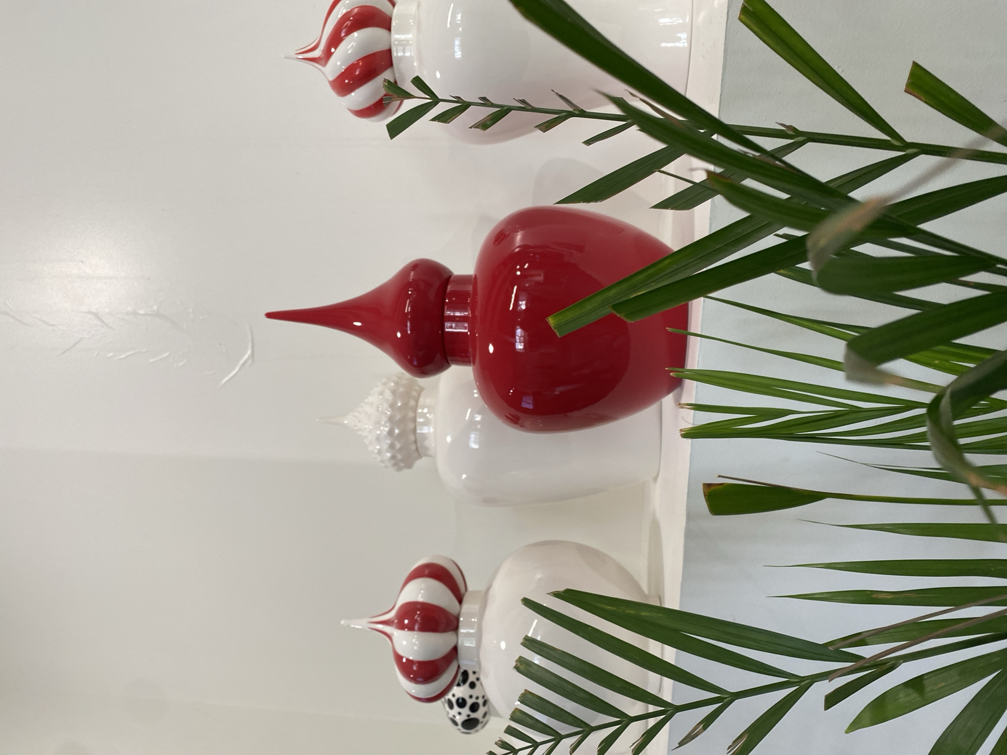 Decorative art objects and interior scenes documented in Moscow