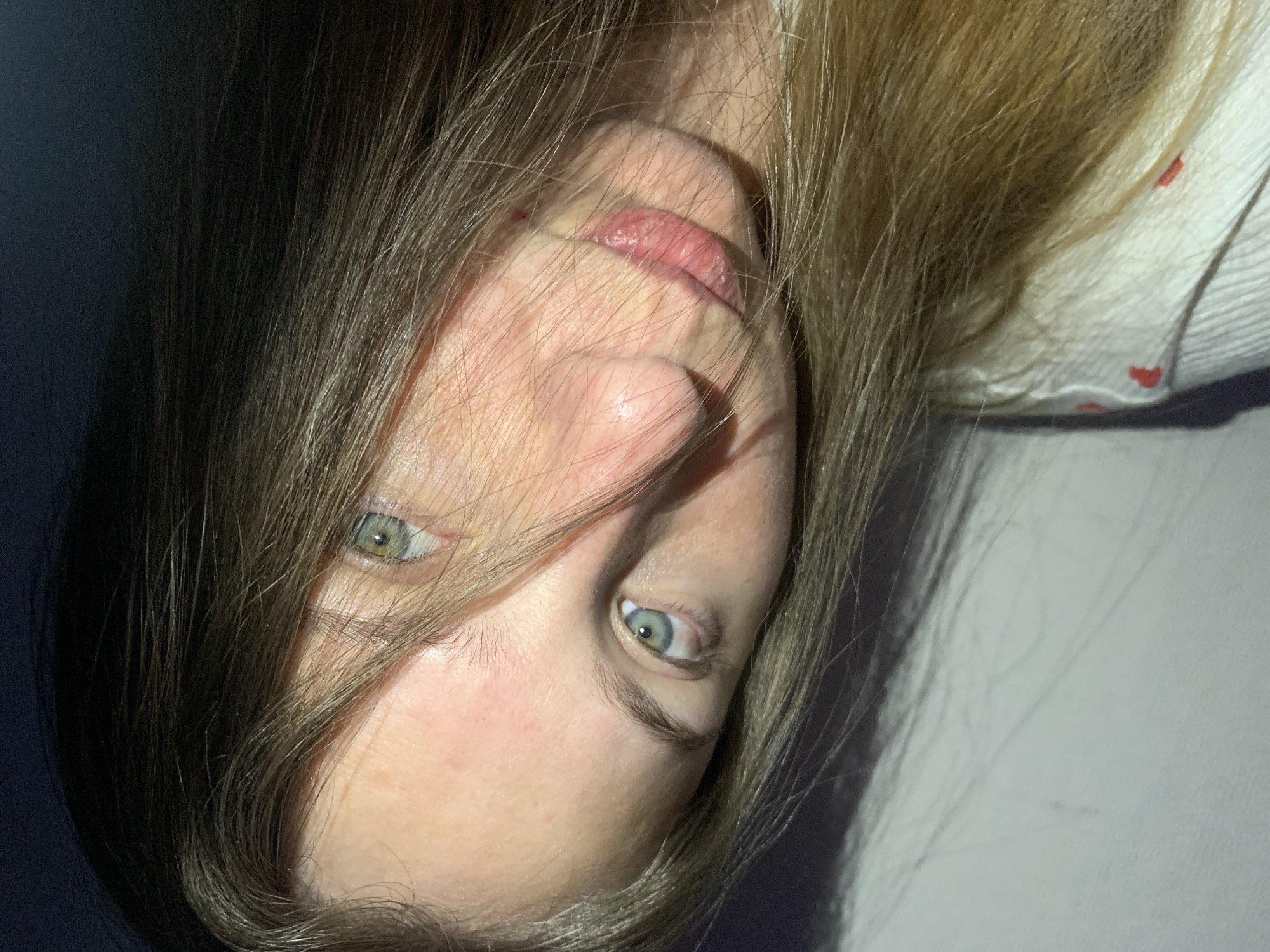 Portrait session captured in Chaikovsky bedroom over 30 minutes