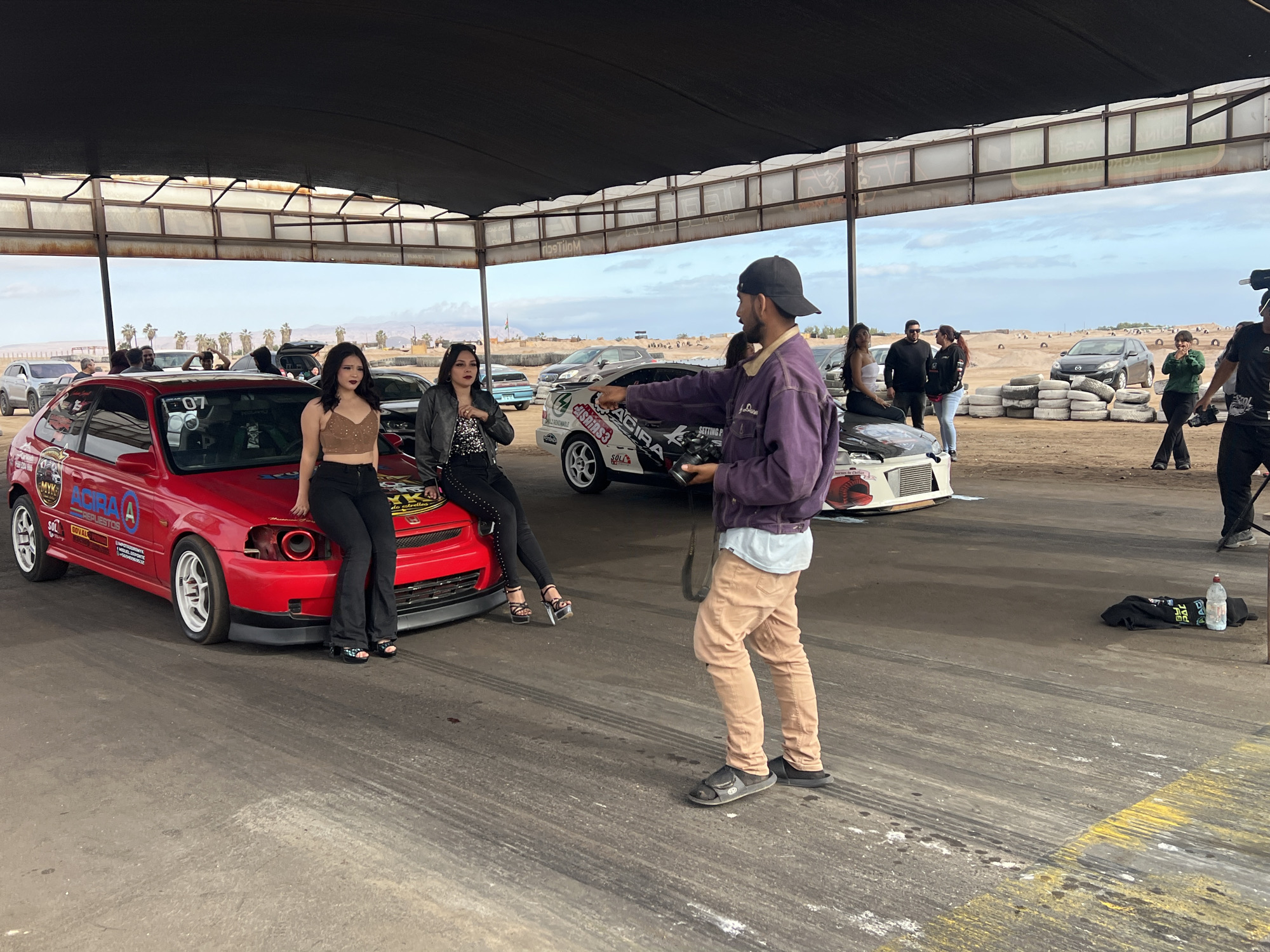 Drag racing event underway at covered track in Arica, Chile
