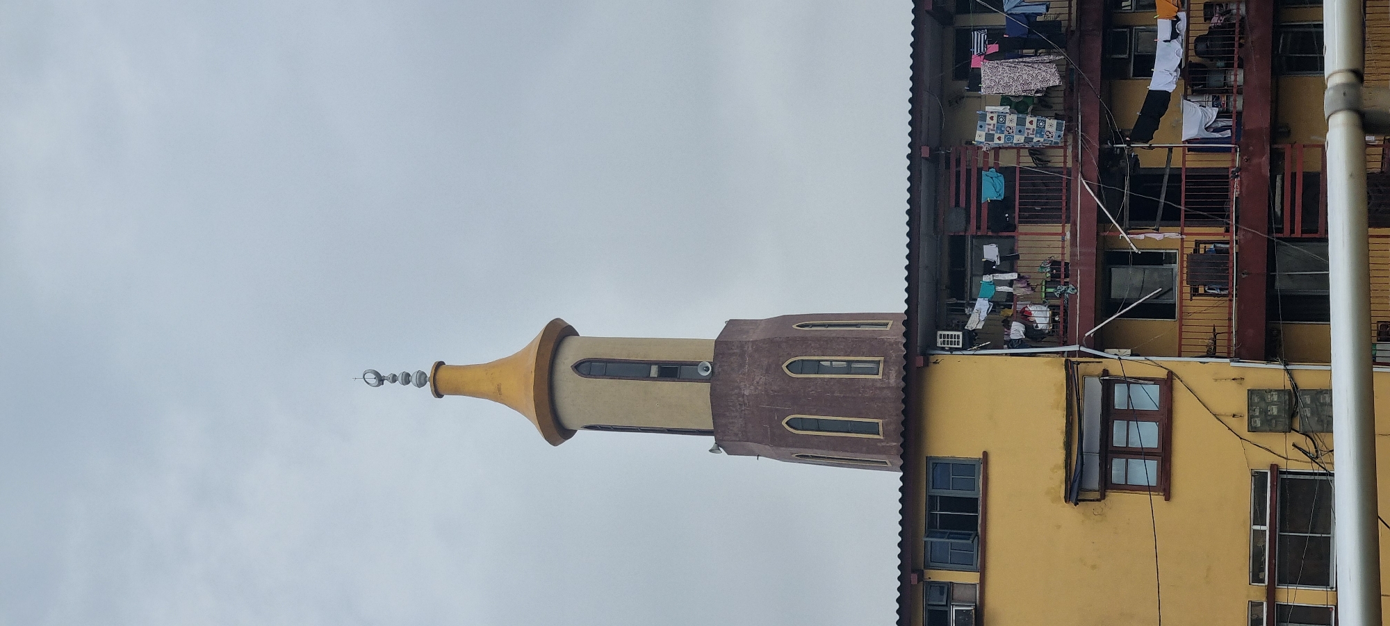 Urban scenes: mosque minaret and highway traffic documented