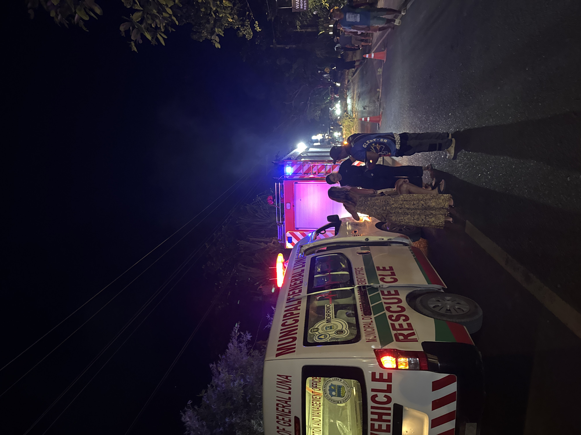 Tree debris blocks General Luna road, emergency crews respond