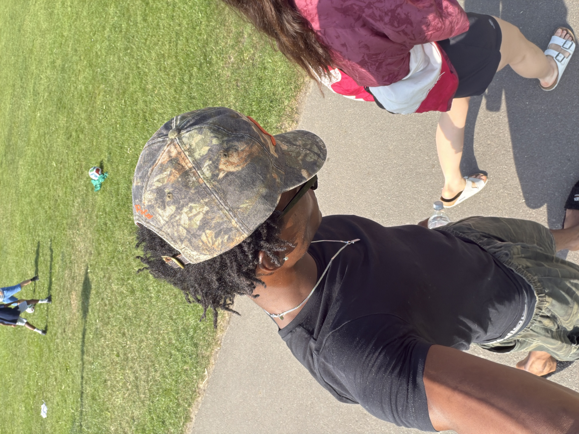 Sunny afternoon stroll through a London park