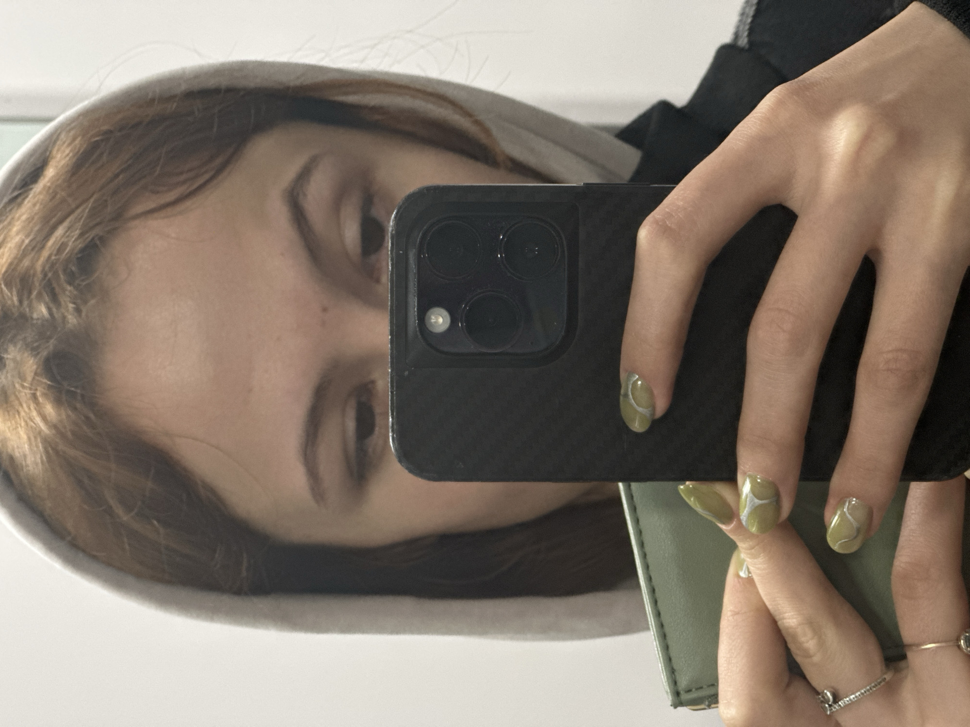 Person documents manicure session and selfies in Novi Sad