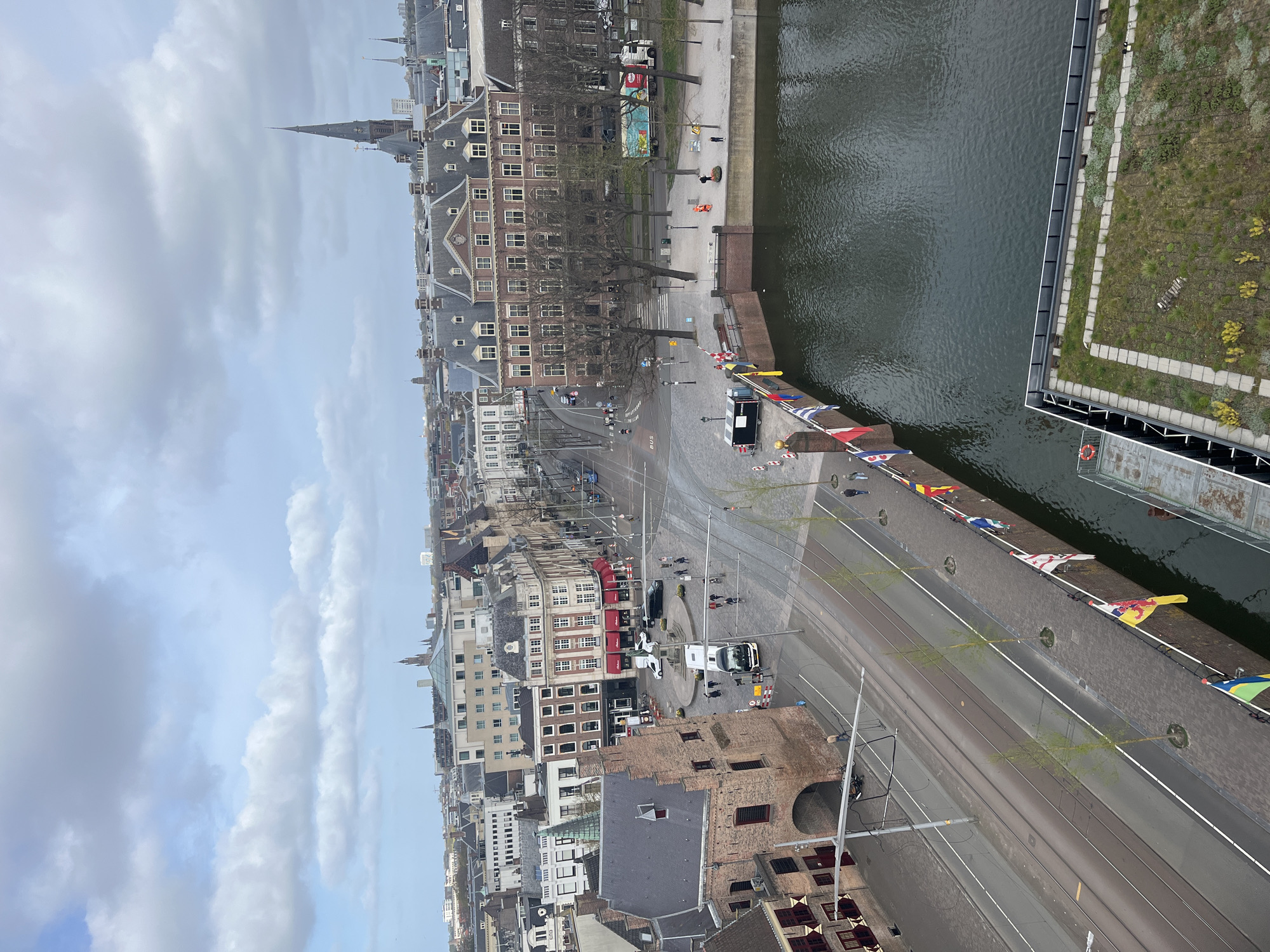 Morning scenes captured across The Hague's canals and markets