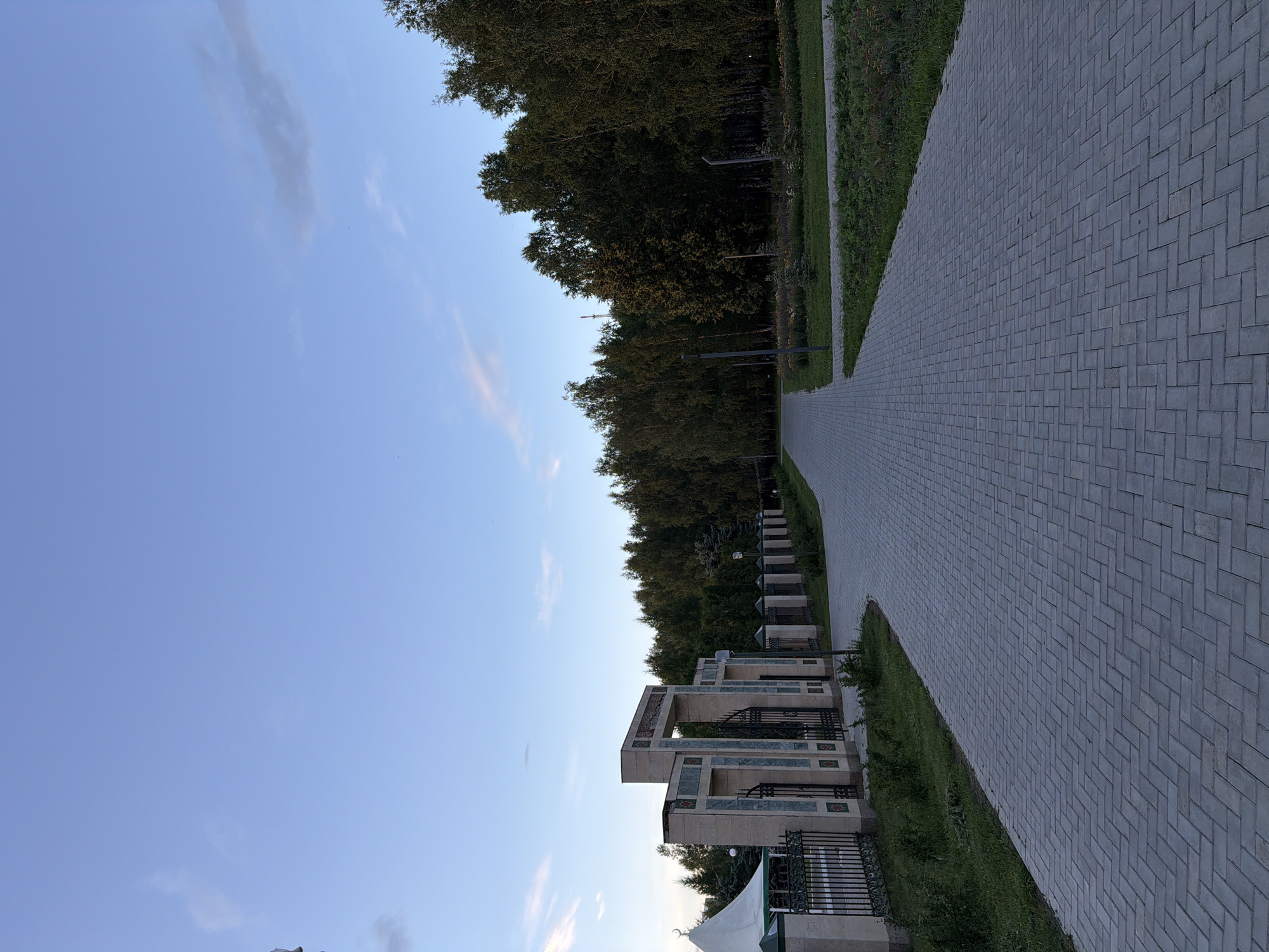 Golden hour in Nizhnekamsk: parks, birch groves, and a mosque