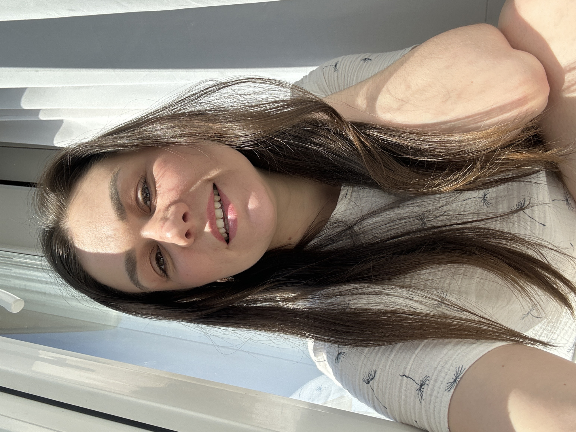 Woman documents morning routine with selfies and daily activities
