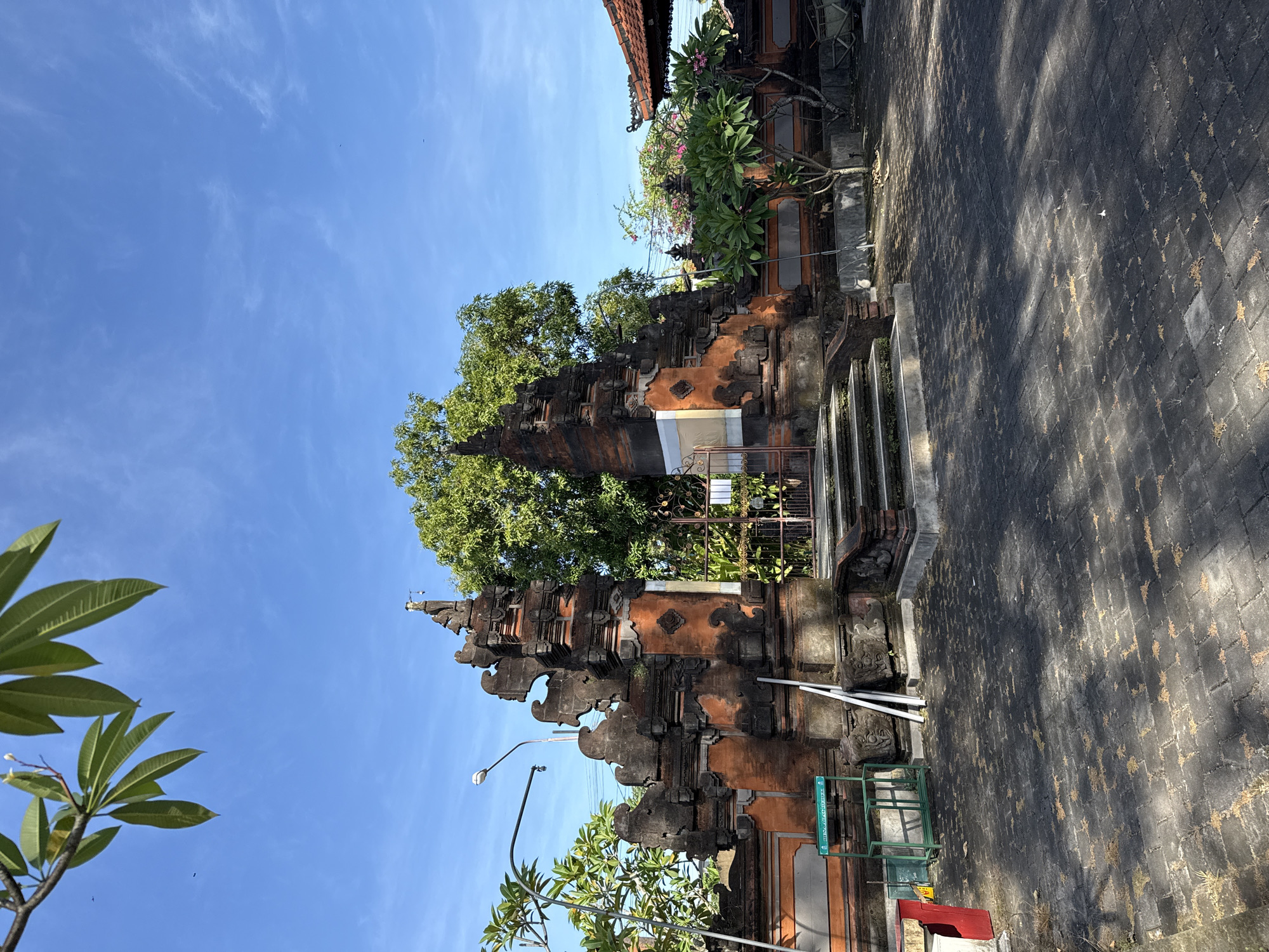 Morning visit documented at Pura Taman Ayun temple complex