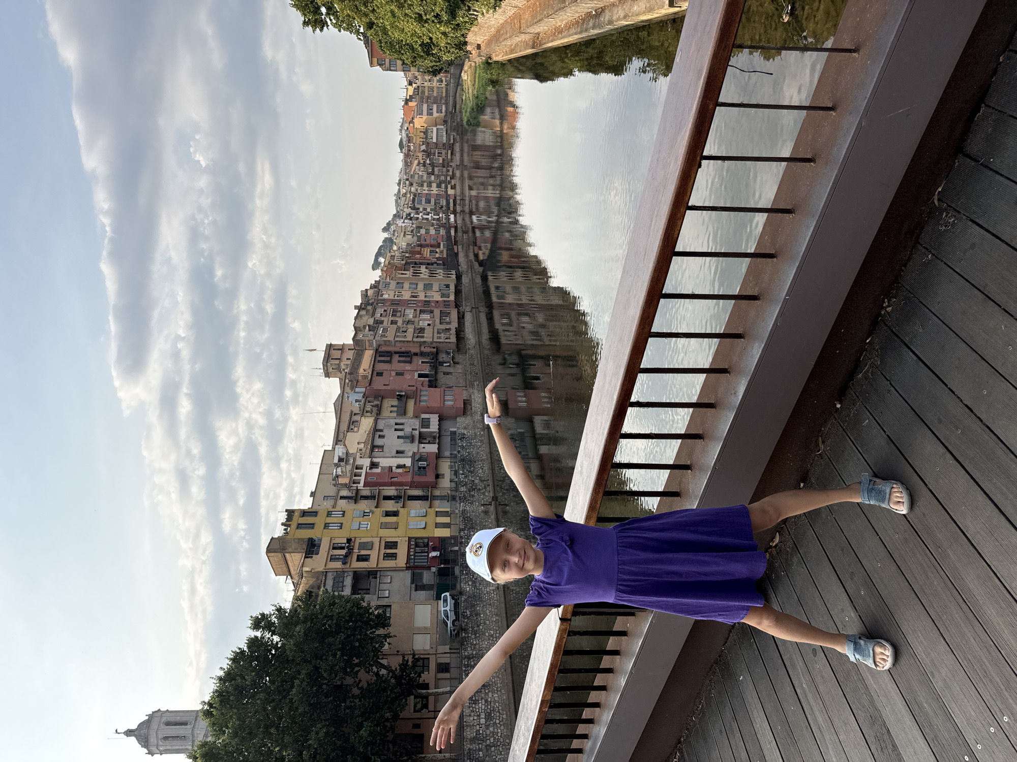 Morning stroll through Girona's riverside and cathedral quarter