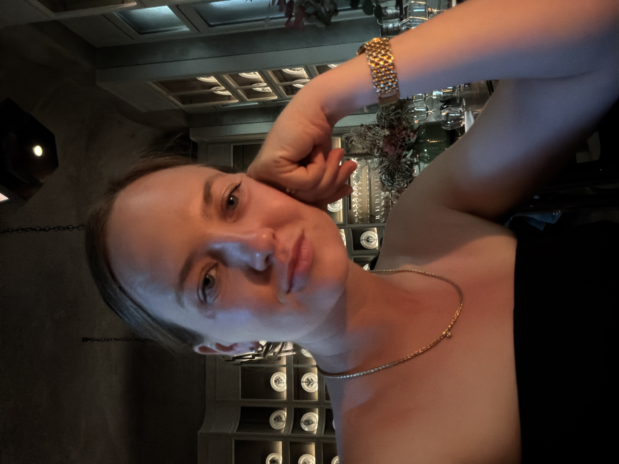 Evening dining experience documented in Milan restaurant