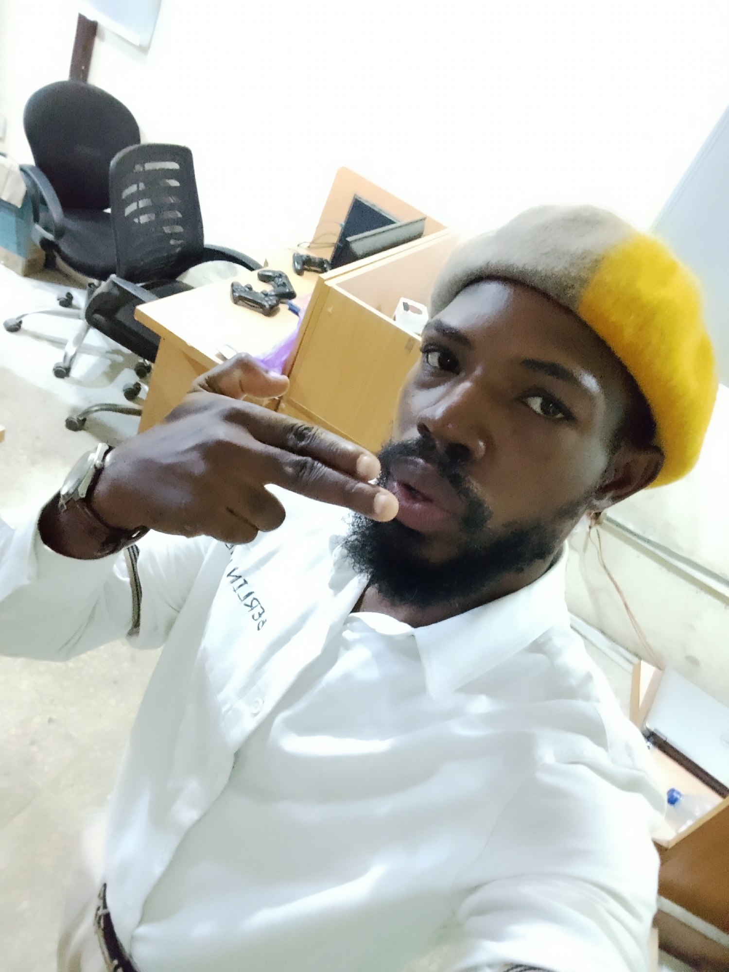 Rainy morning in Ikeja, close-up portraits and a parked car