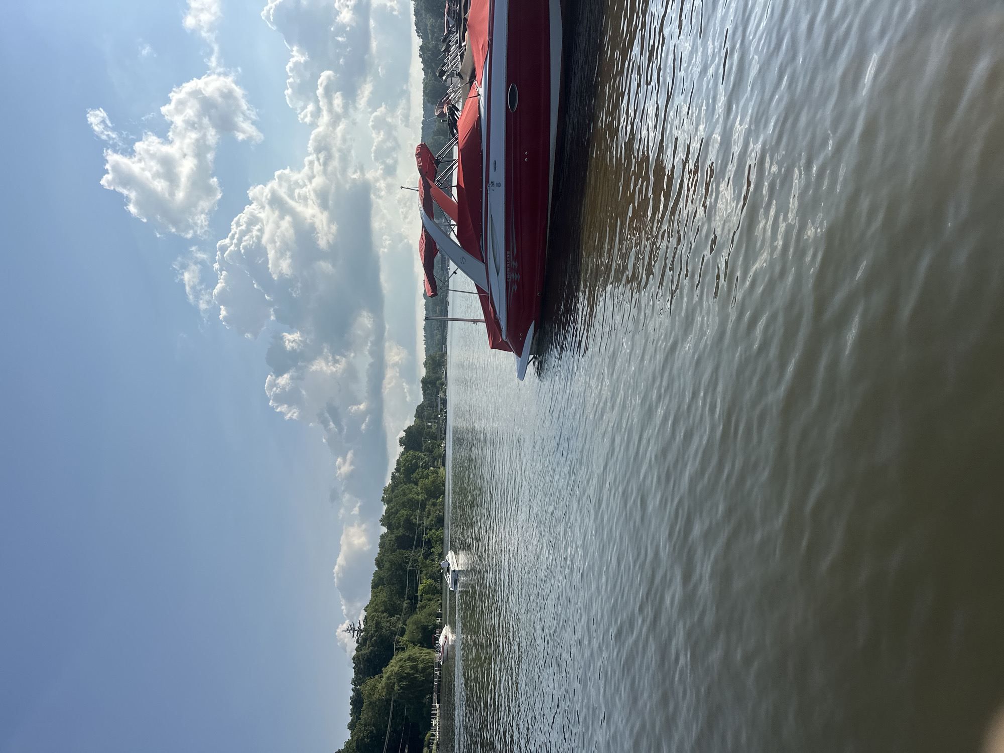 Busy summer afternoon at Algonquin's Fox River marina