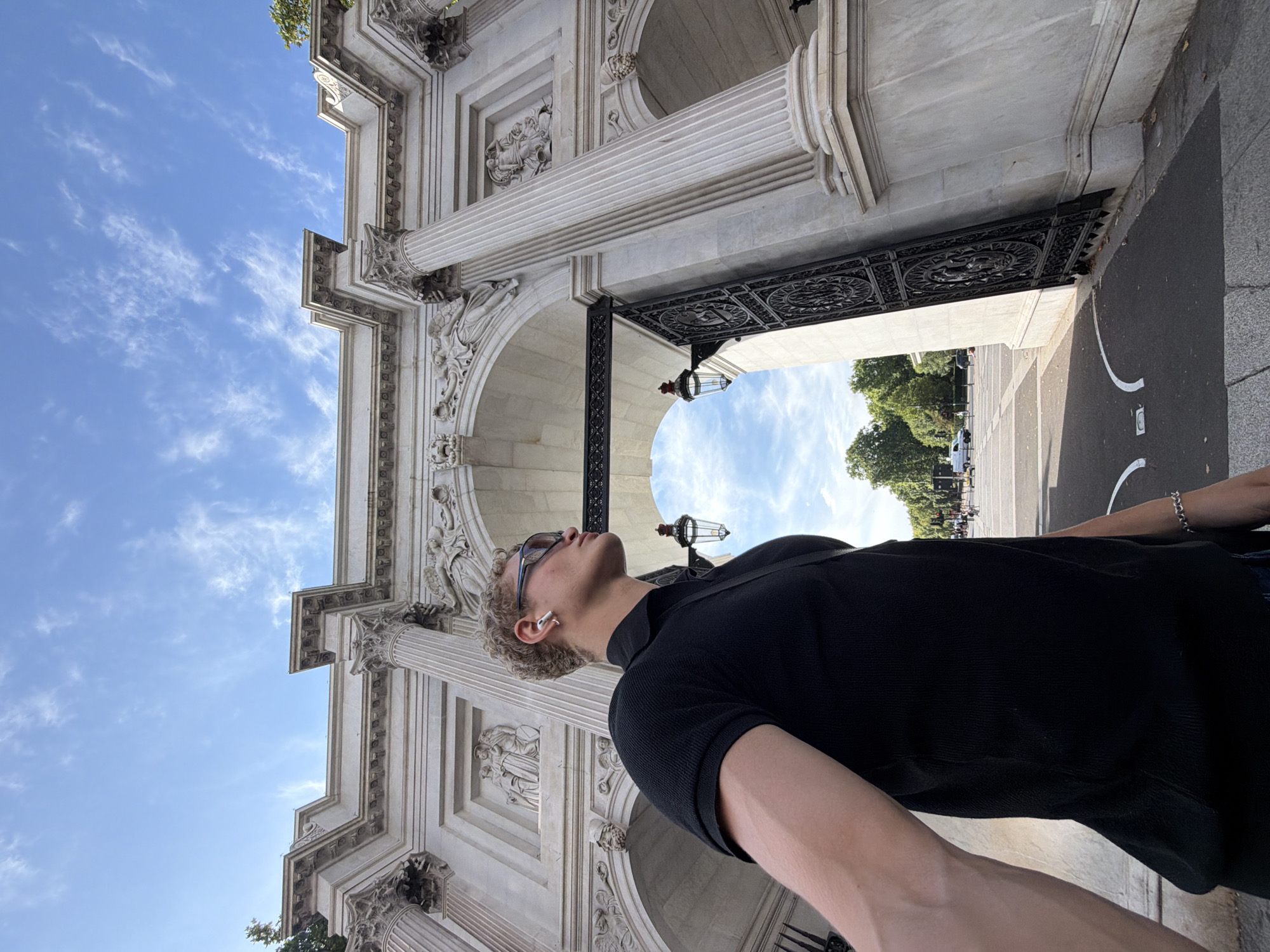 Casual portrait in front of Marble Arch, London