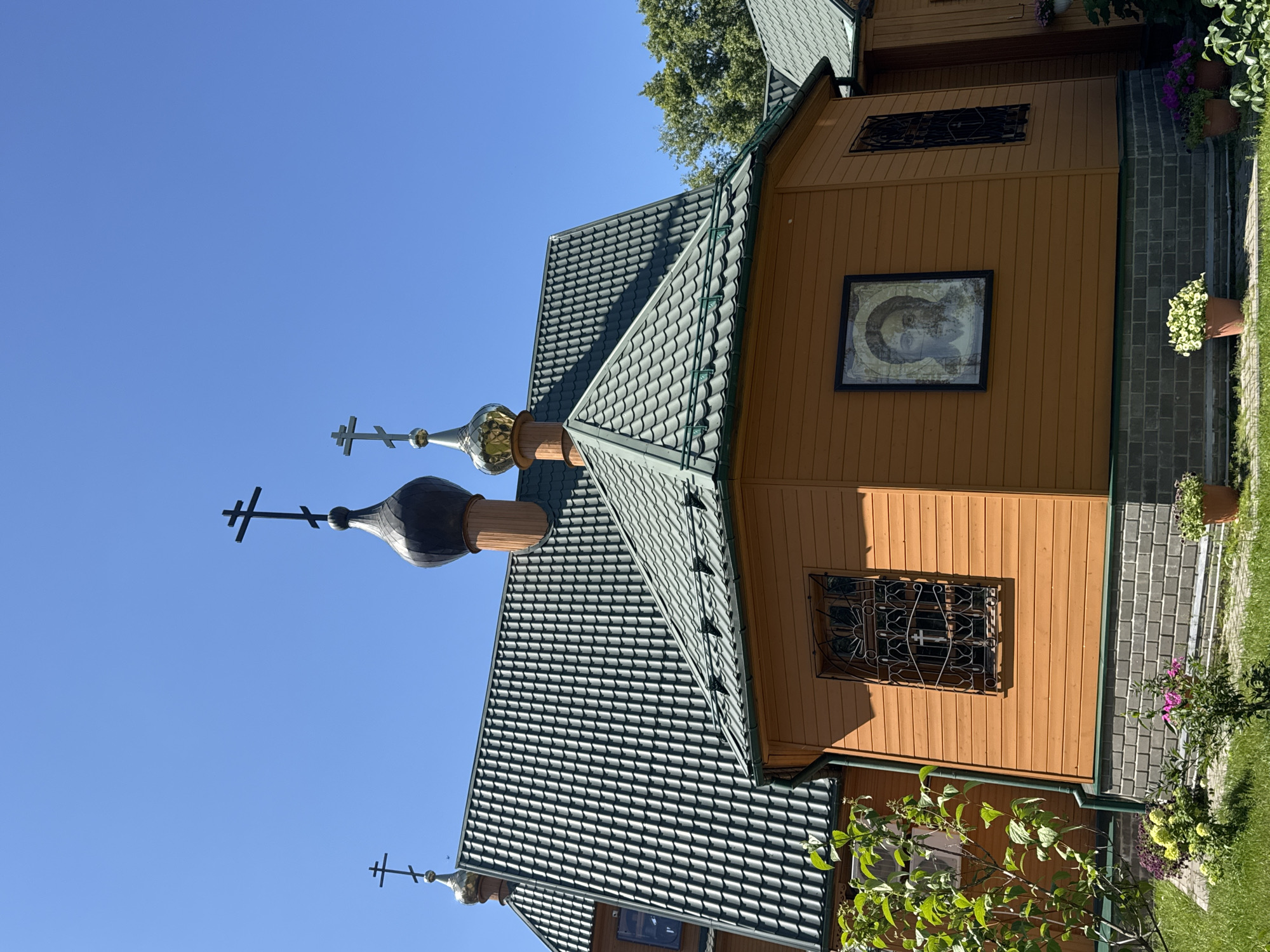 Wooden Orthodox church and grounds in Nizhny Novgorod