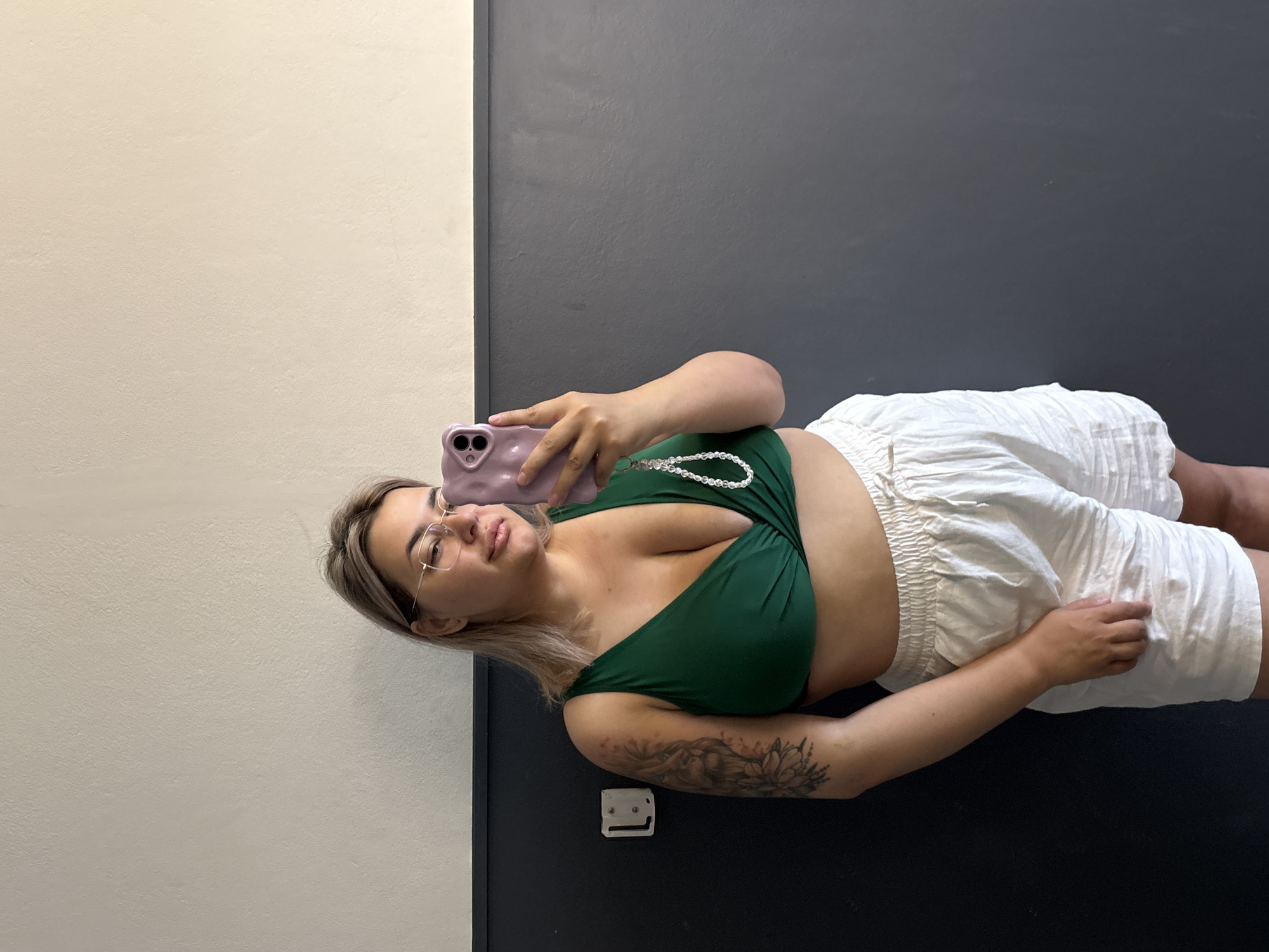 Morning around Chalong — scooter ride, selfies, and a lounge stop