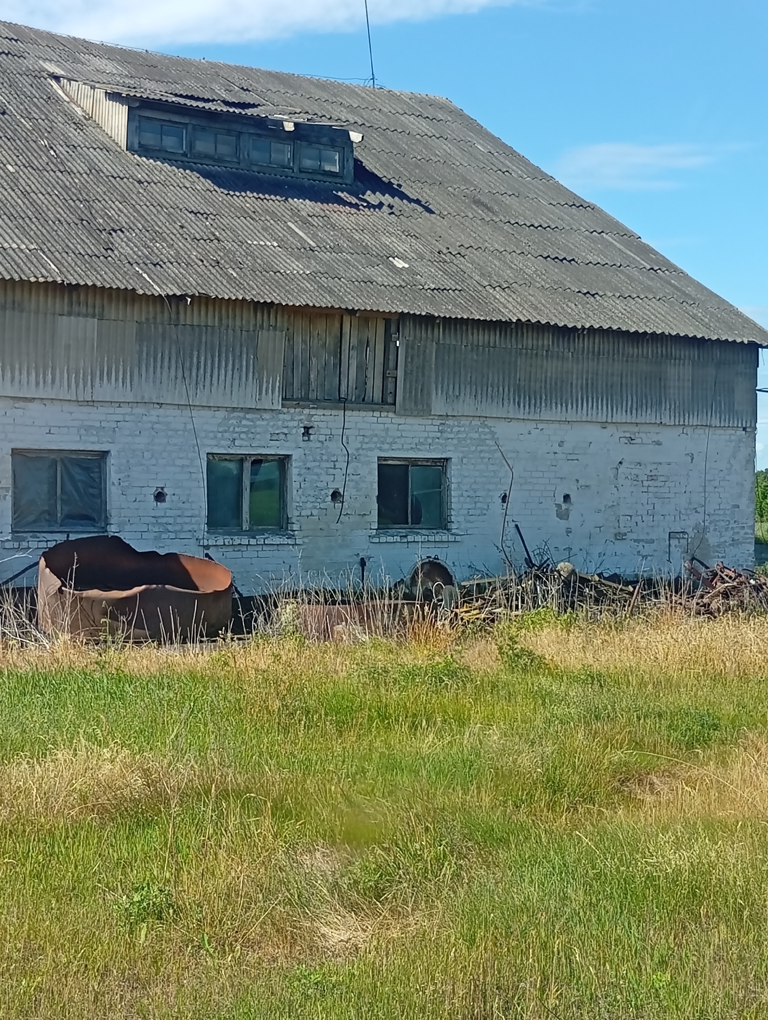 Rural agricultural scenes documented in Žygaičiai, Lithuania morning survey