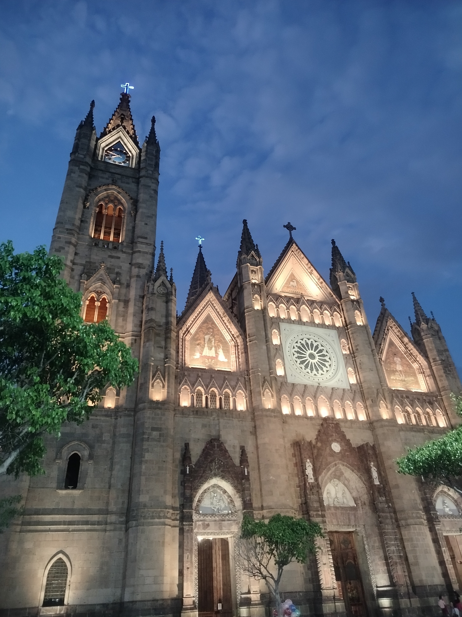 Guadalajara's Expiatory Temple illuminated at dusk