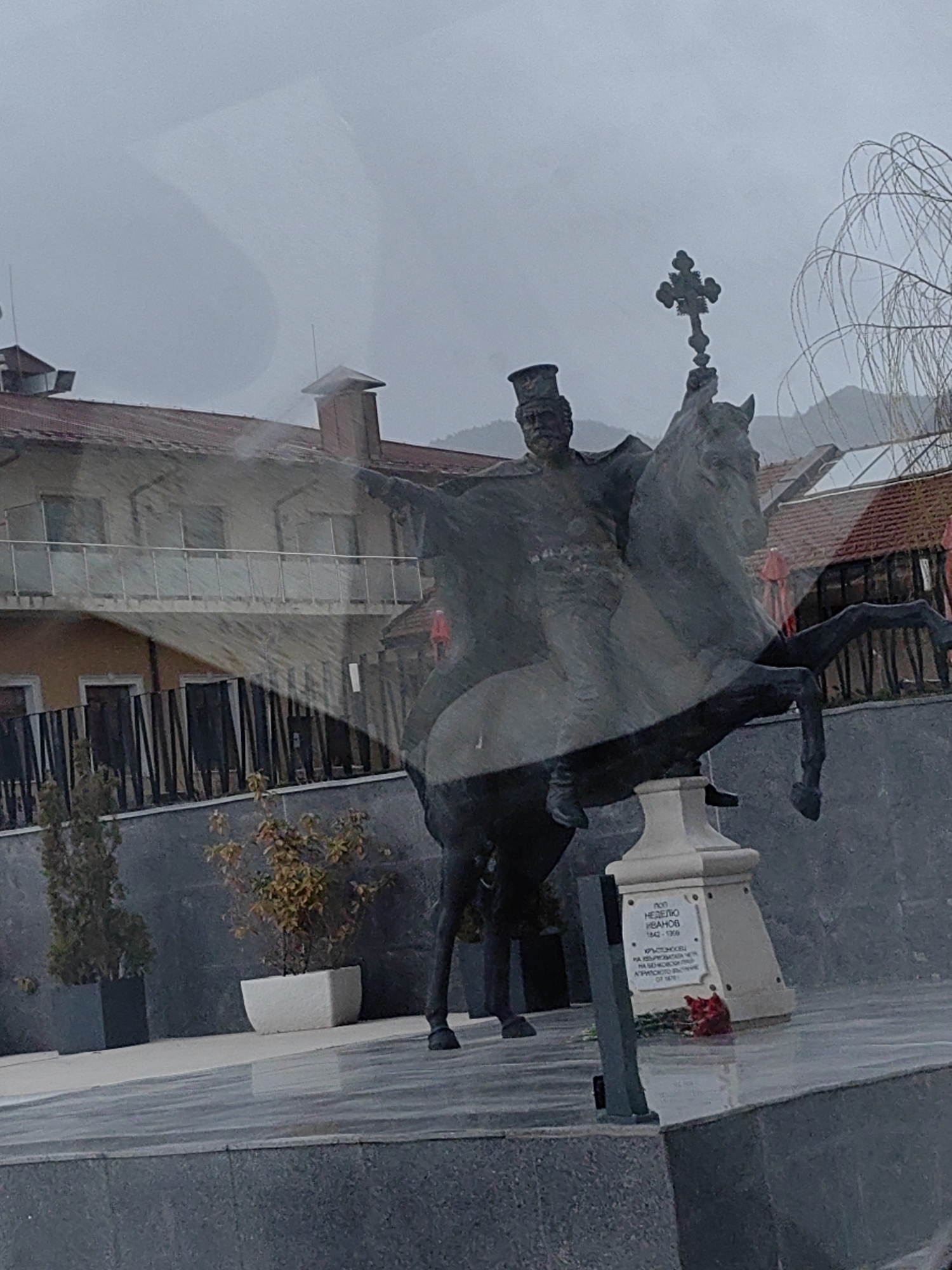 Tourist documents drive through small Bulgarian town Mirkovo
