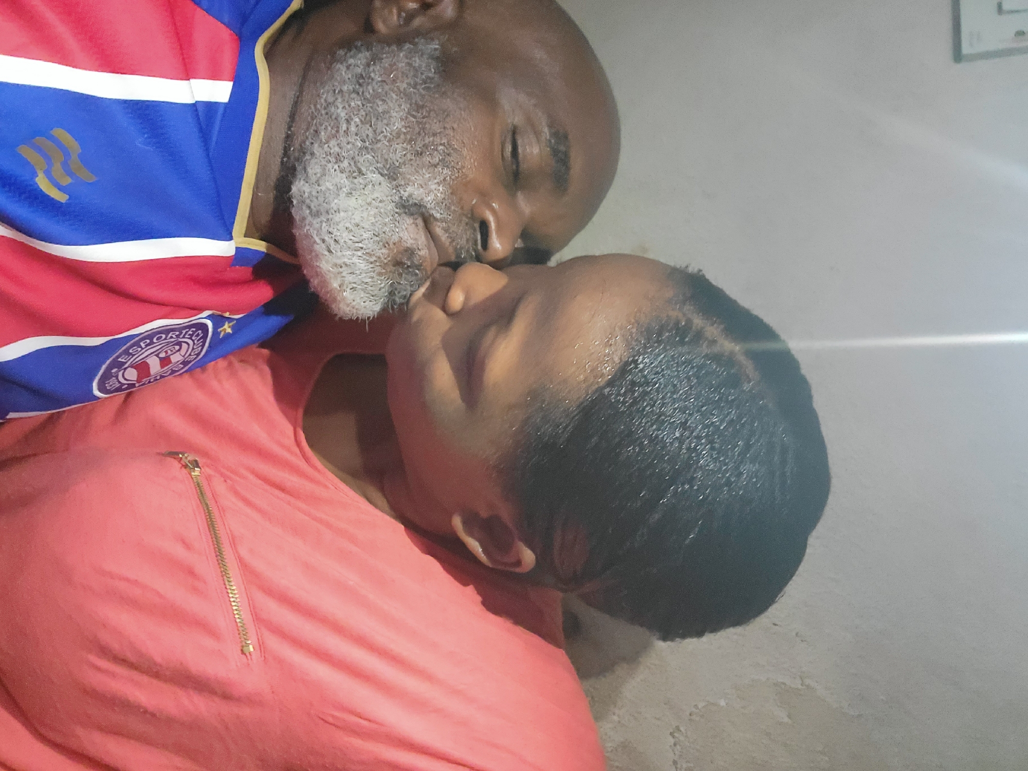Intimate moments and daily life captured in Sabon Tasha