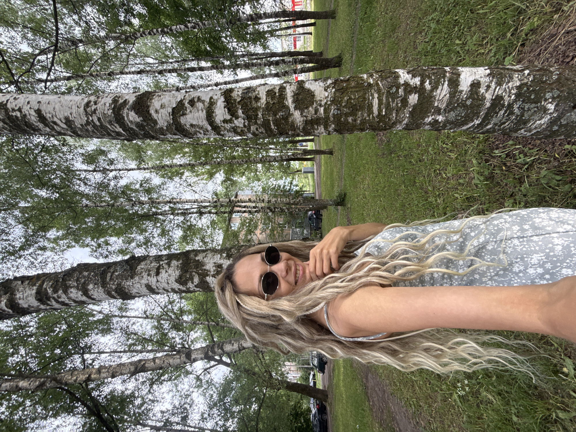 Laid-back park afternoon with selfies and a curious toddler