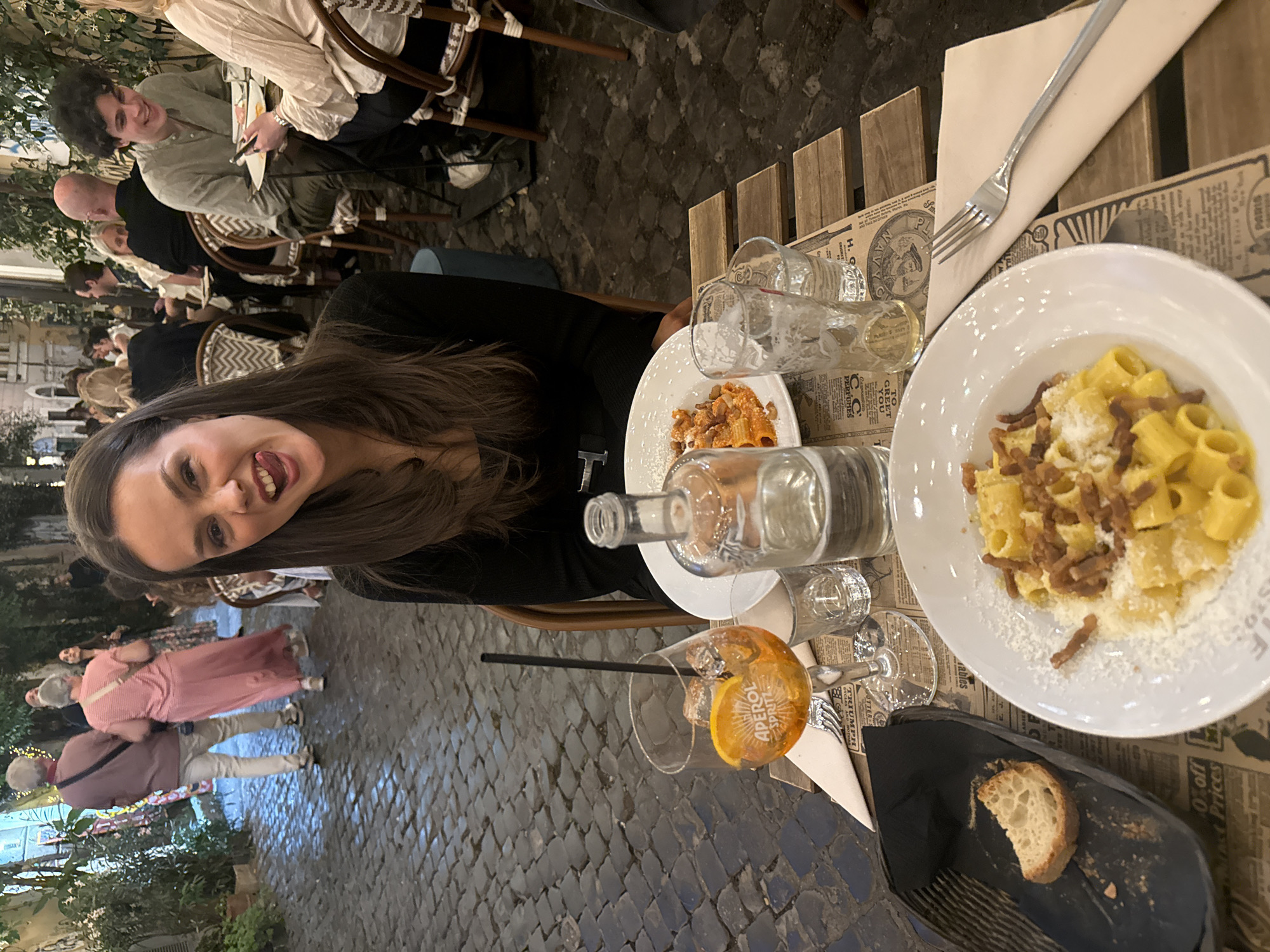Evening dining experience documented in Rome's Trastevere district