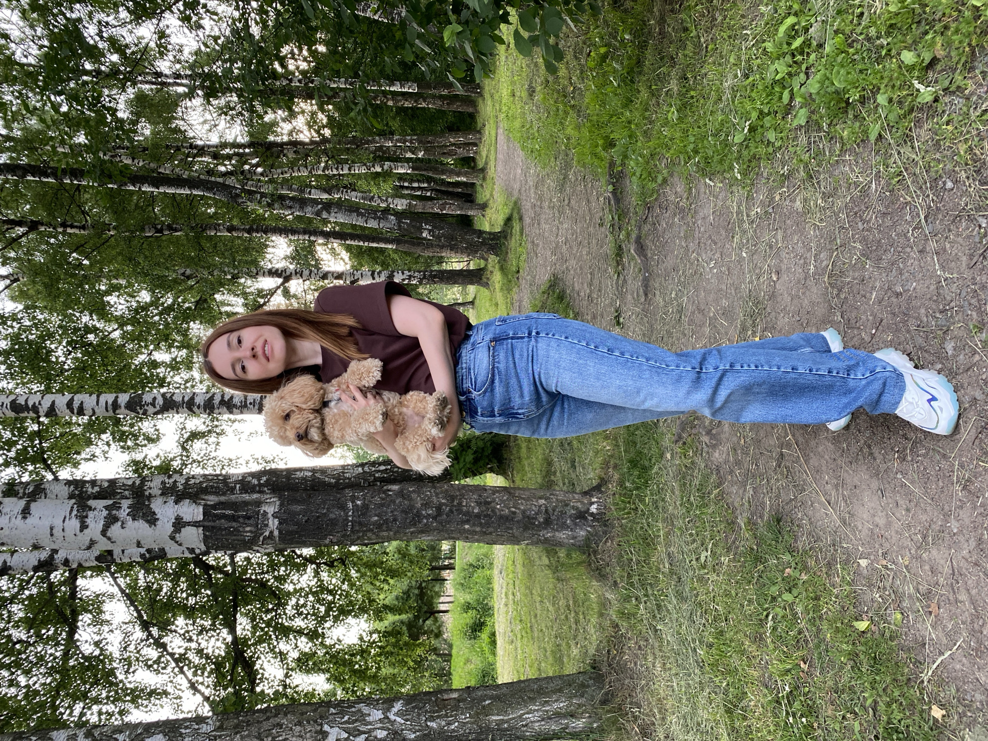 Kudrovo on the longest evening: parks, dogs, and outdoor cafes