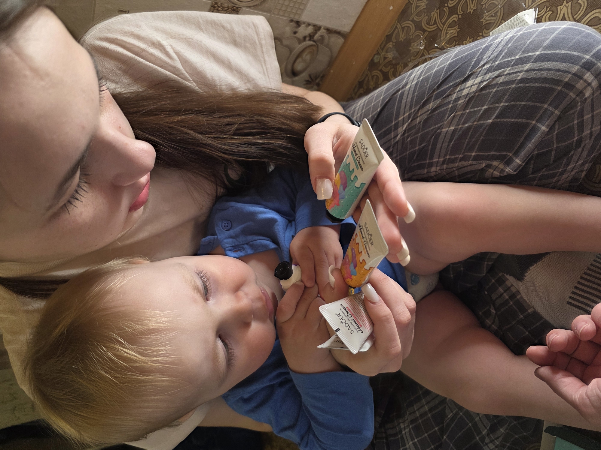 Family documents everyday home life in Chaikovsky, Russia