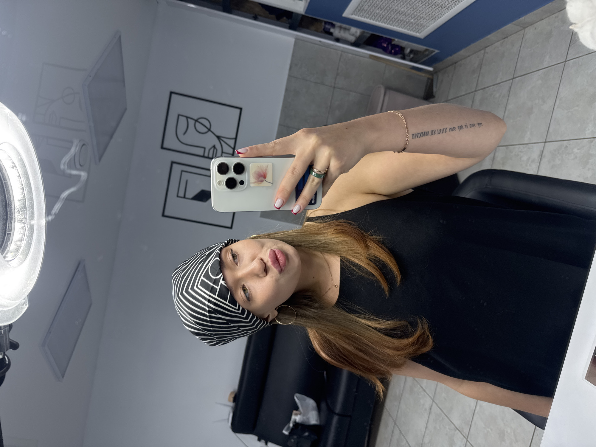 Mirror selfies and street moments in Chaikovsky, Russia