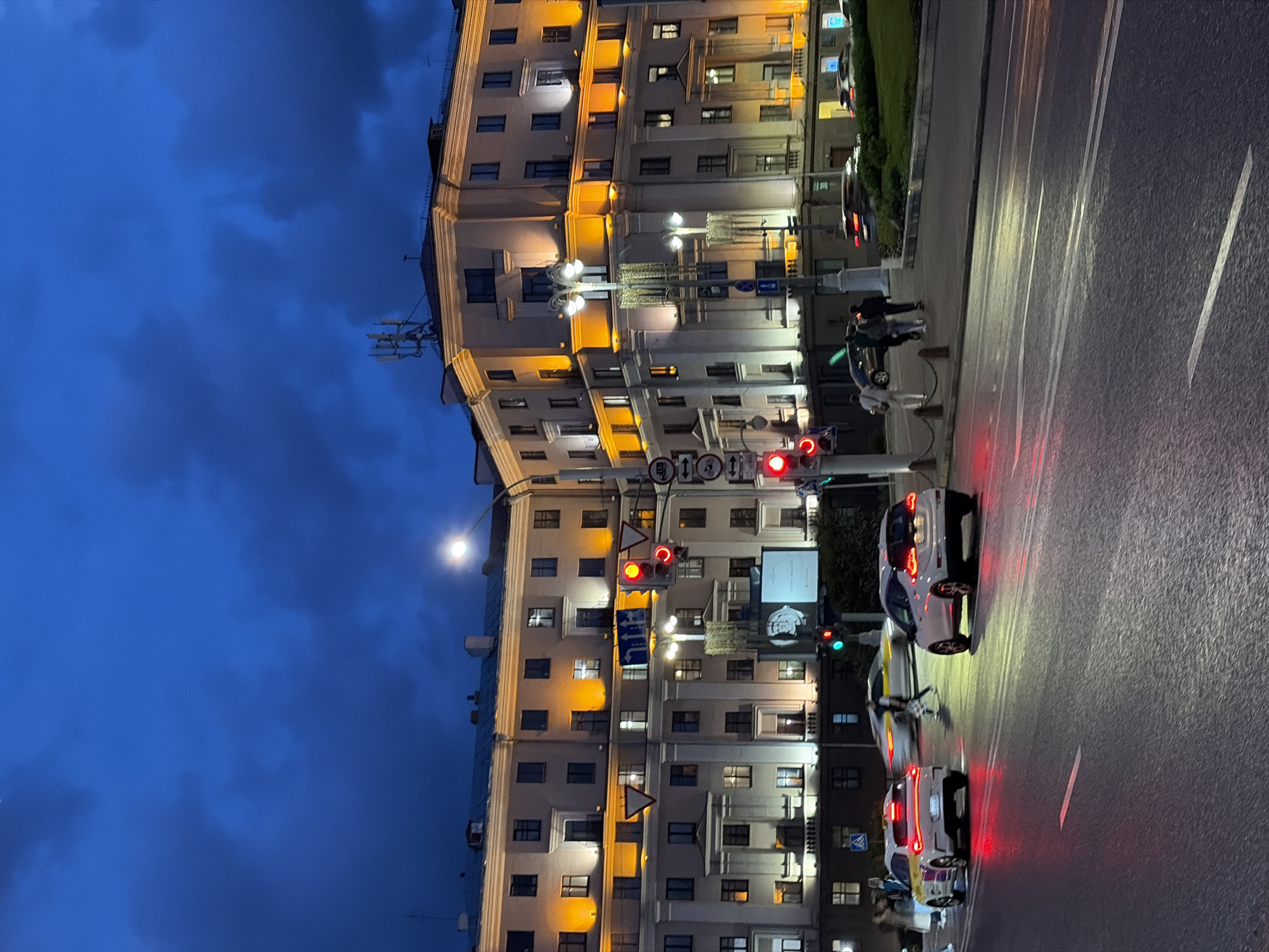Evening stroll documented through illuminated central Minsk streets