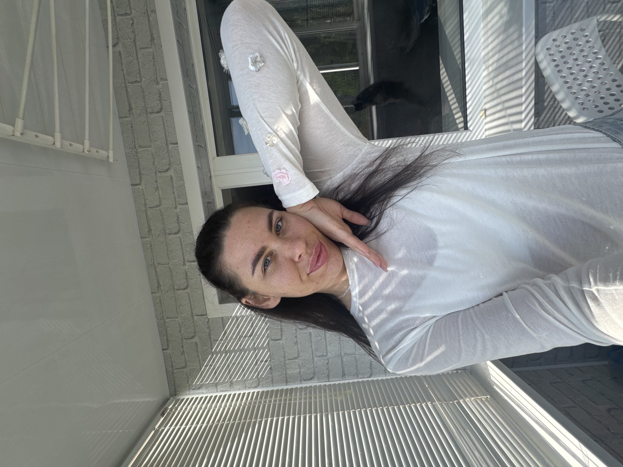 Casual sunny-day photos around a Chaikovsky residence
