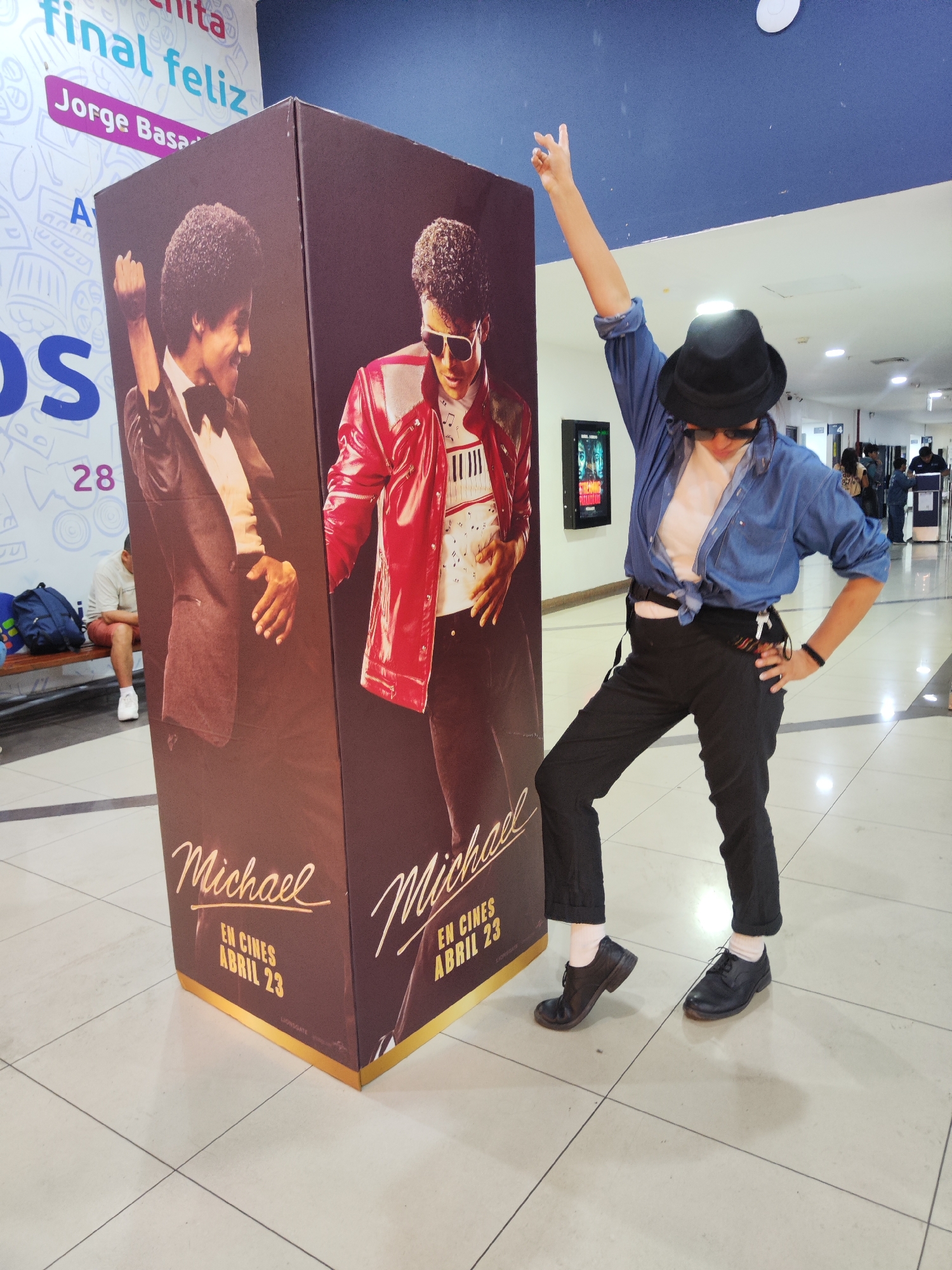 Michael Jackson impersonator poses at movie promotion in Peru