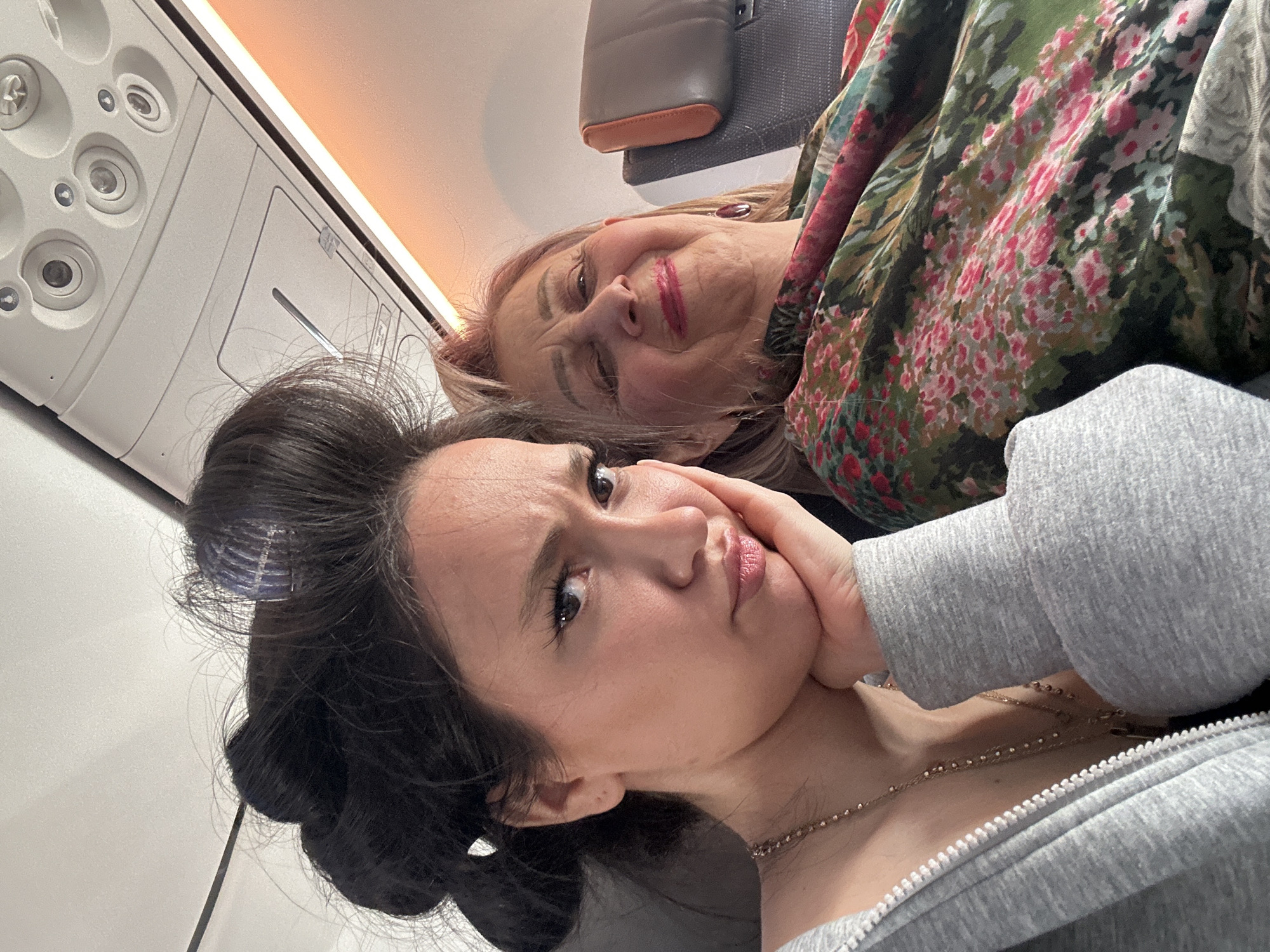 Passengers observed on aircraft in Yerevan, Armenia