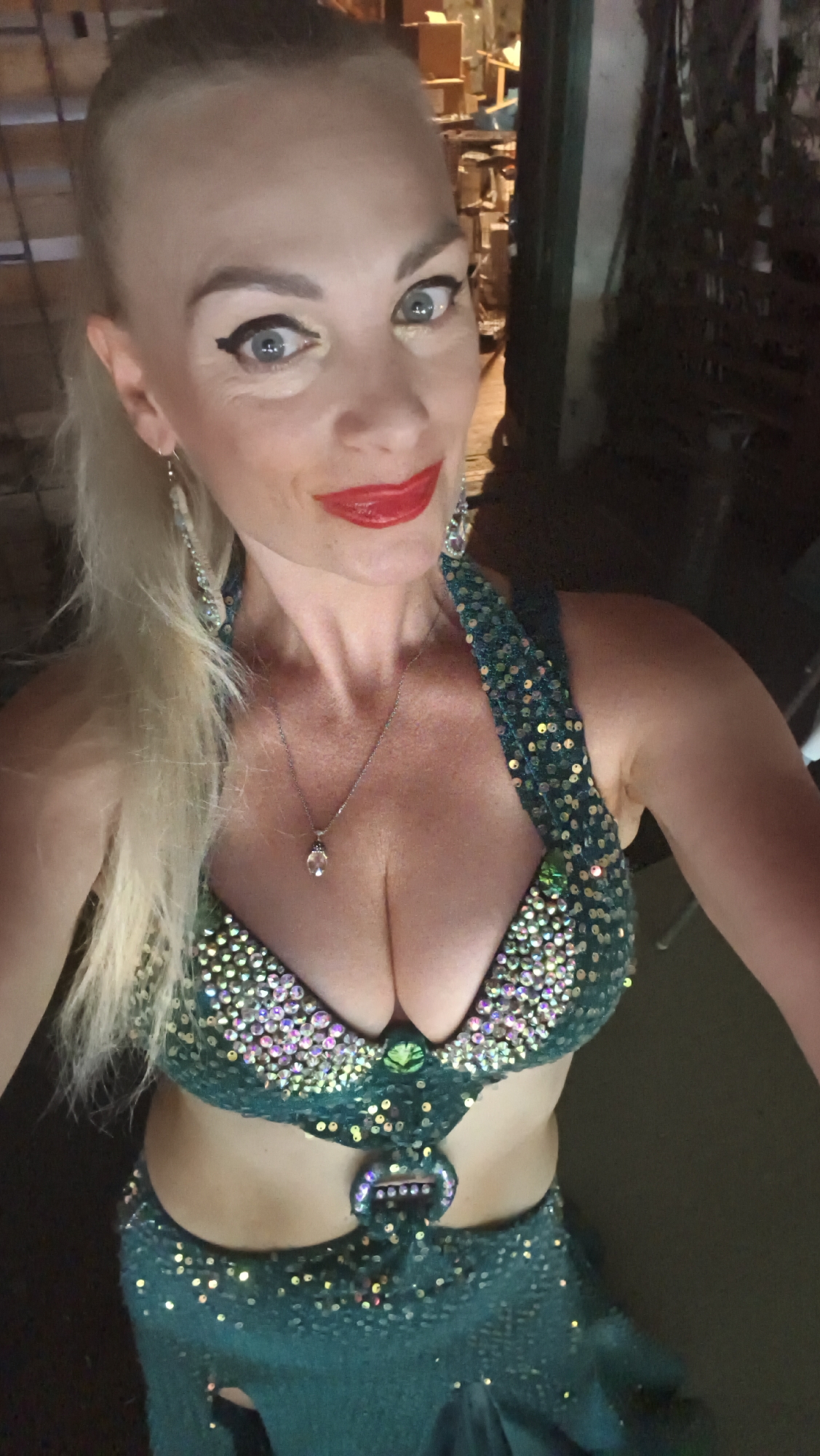 Backstage prep and outdoor night performance in Kuşadası