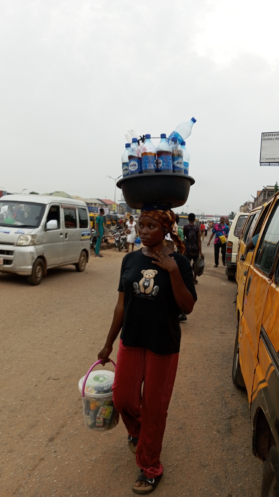 Morning market activity continues in Onitsha commercial district