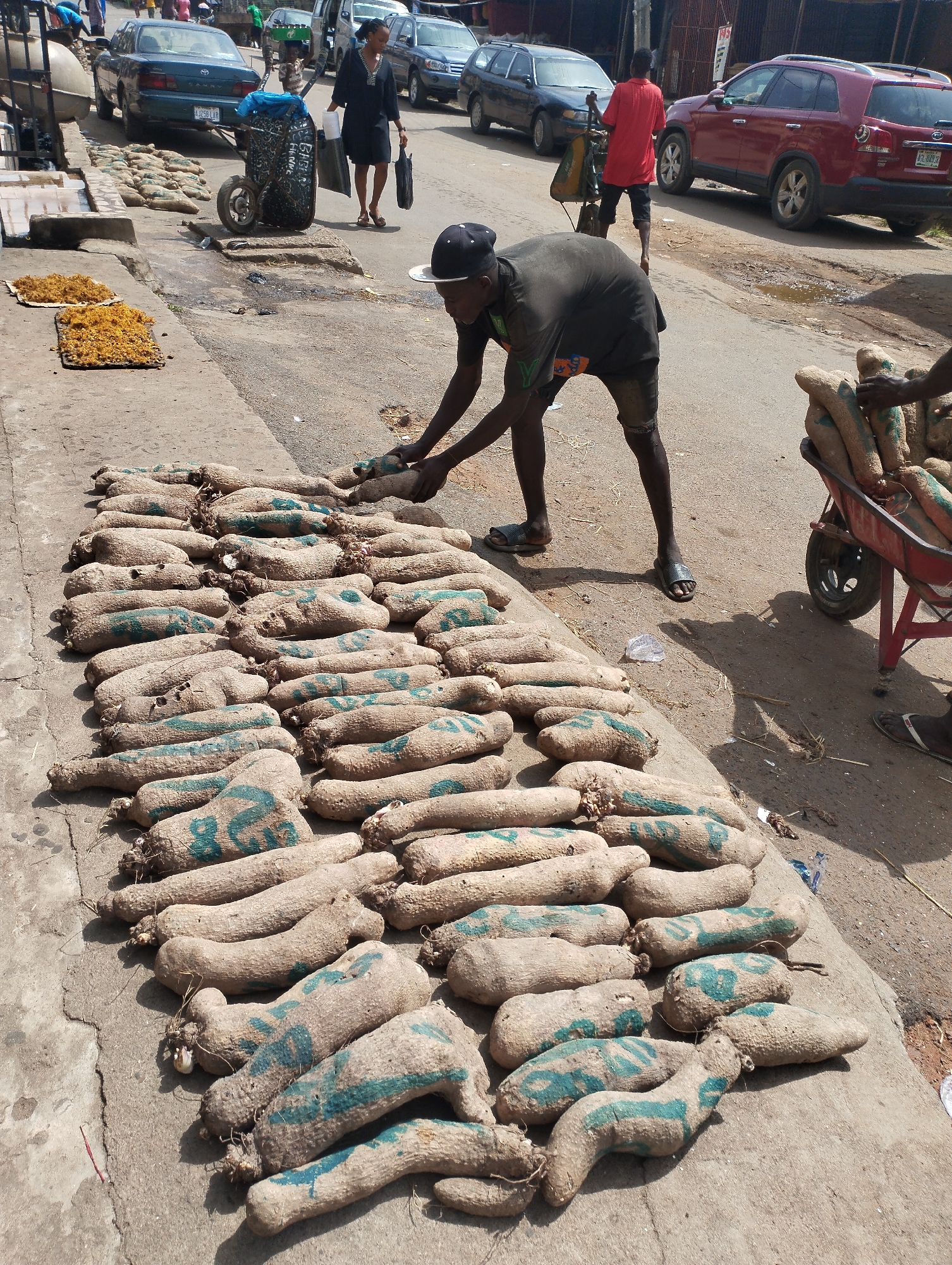 Busy street market activity documented in Fegge, Nigeria