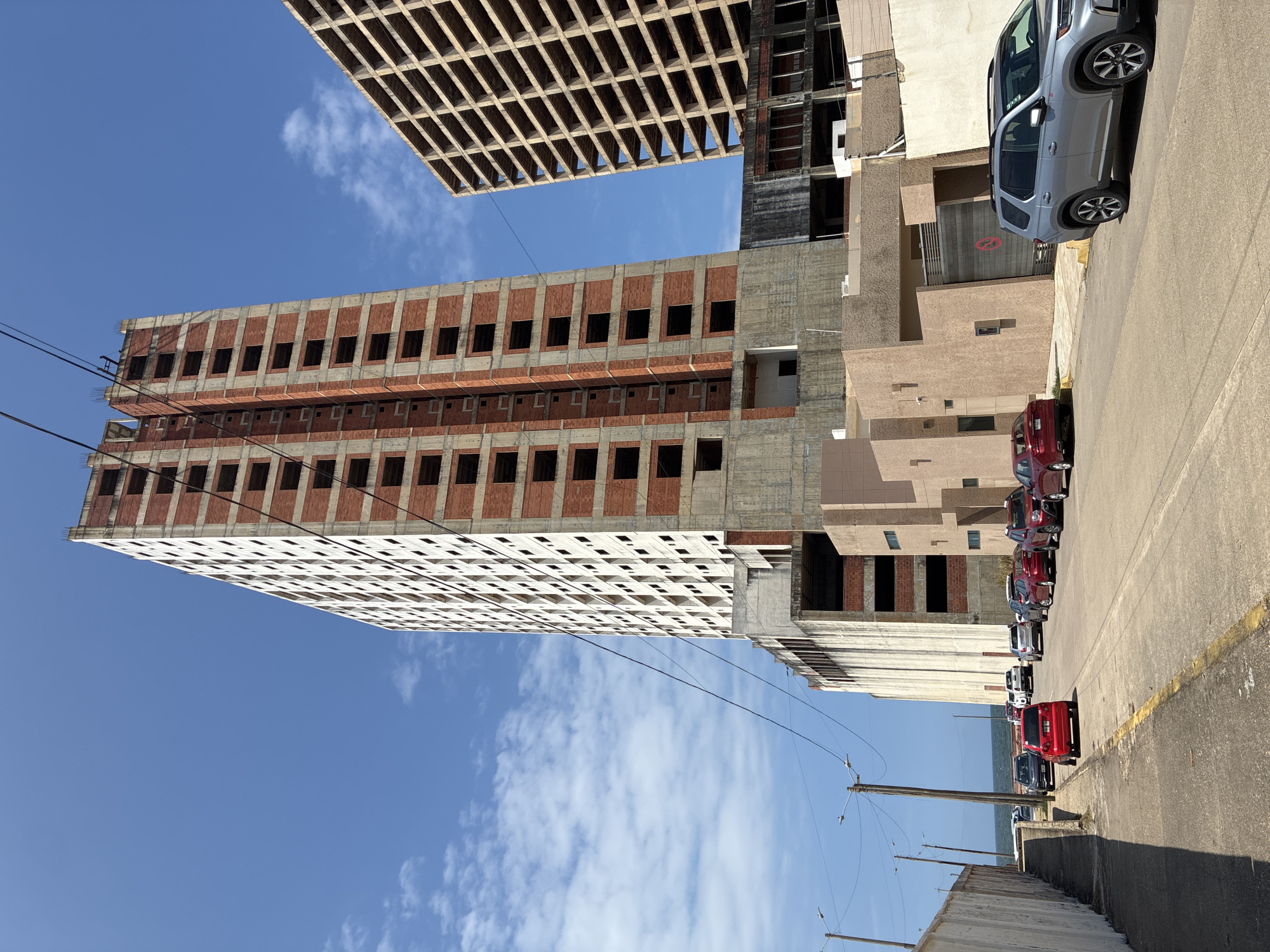 Construction progress documented on high-rise buildings in Coatzacoalcos