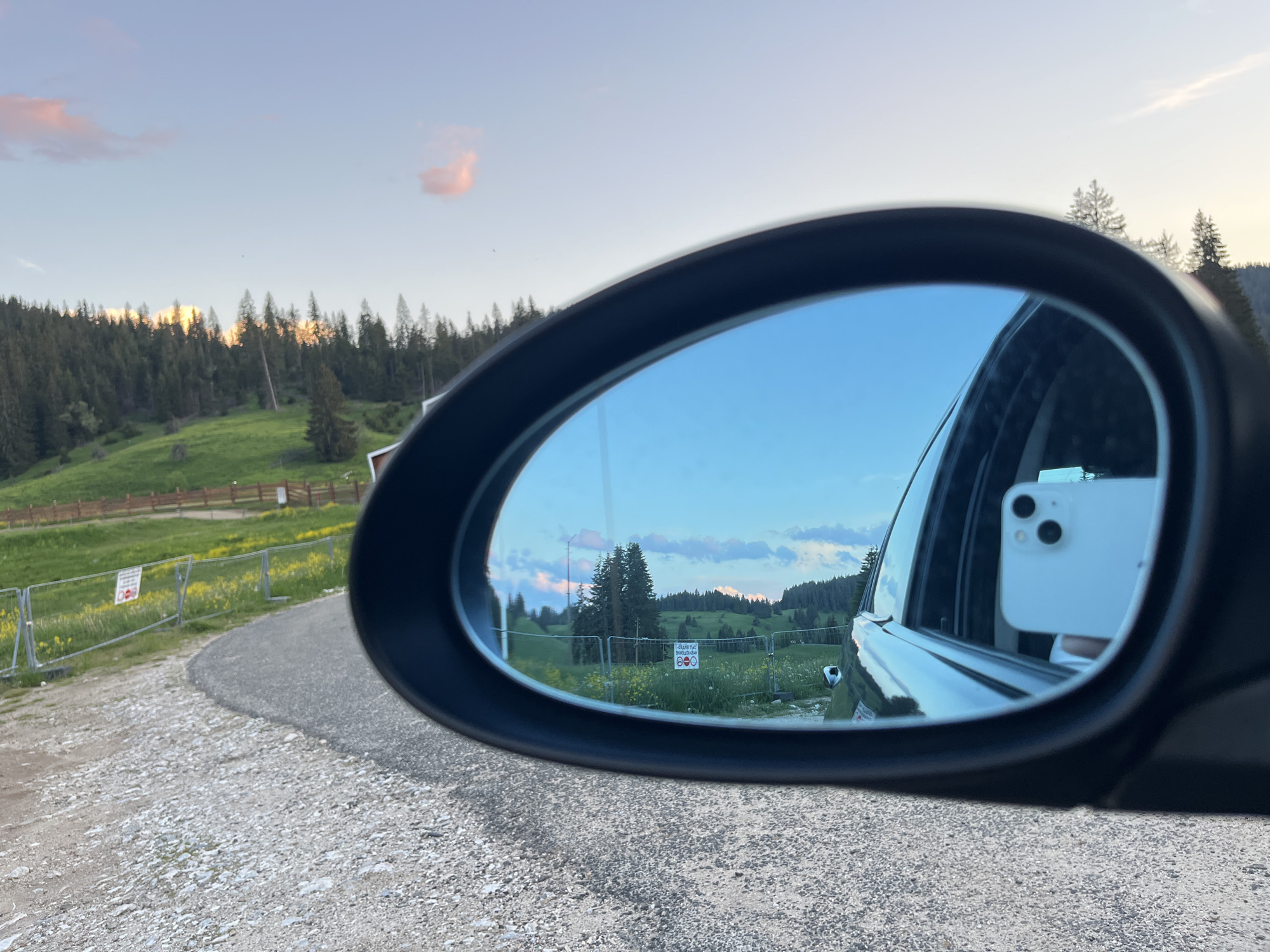 Traveler documents brief countryside stop in Smolyan, Bulgaria