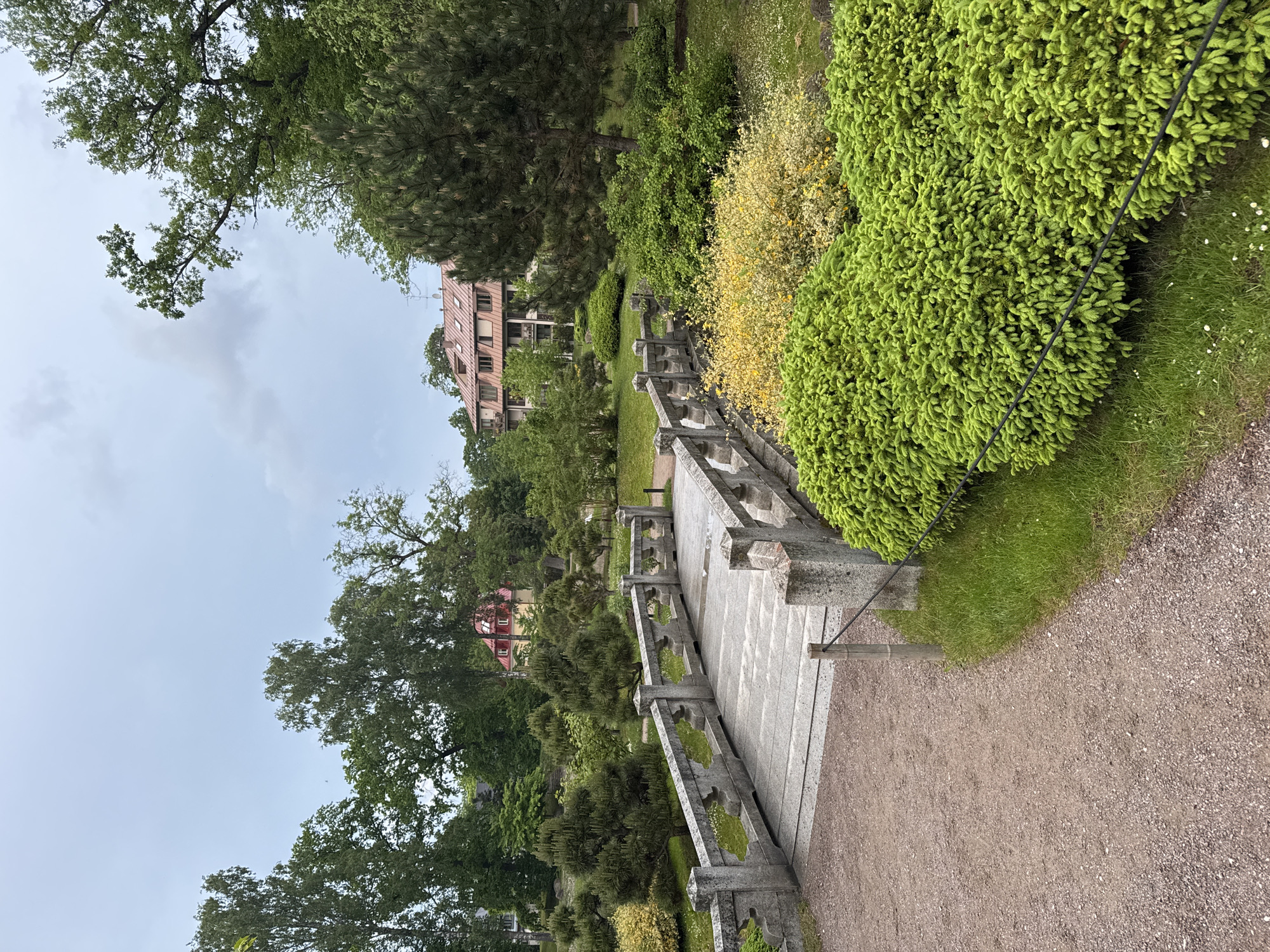 Evening stroll through Kadriorg Park's Japanese Garden documented in Tallinn