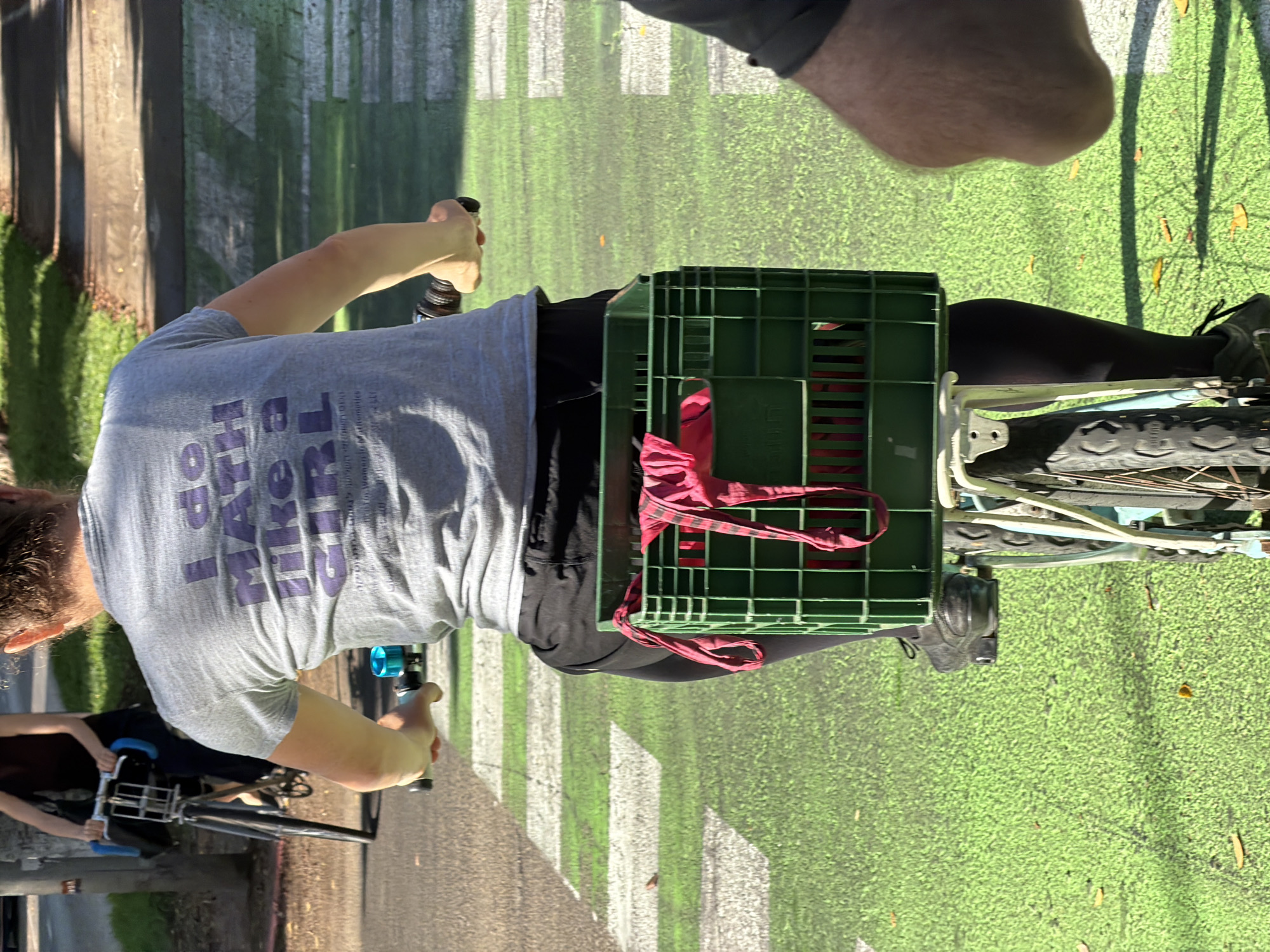 Morning cyclist spotted in Tel Aviv bike lane