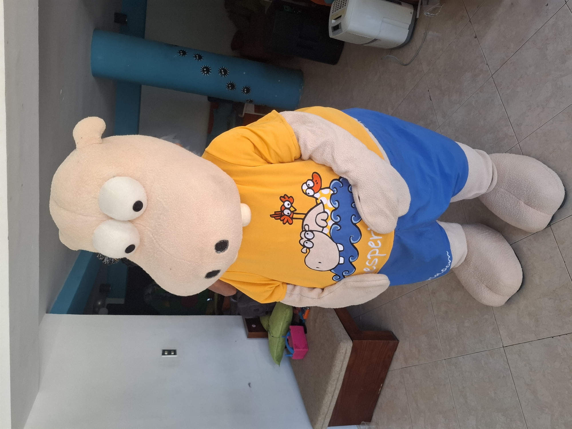 Hesperia resort's hippo mascot works the crowd in Playa El Agua