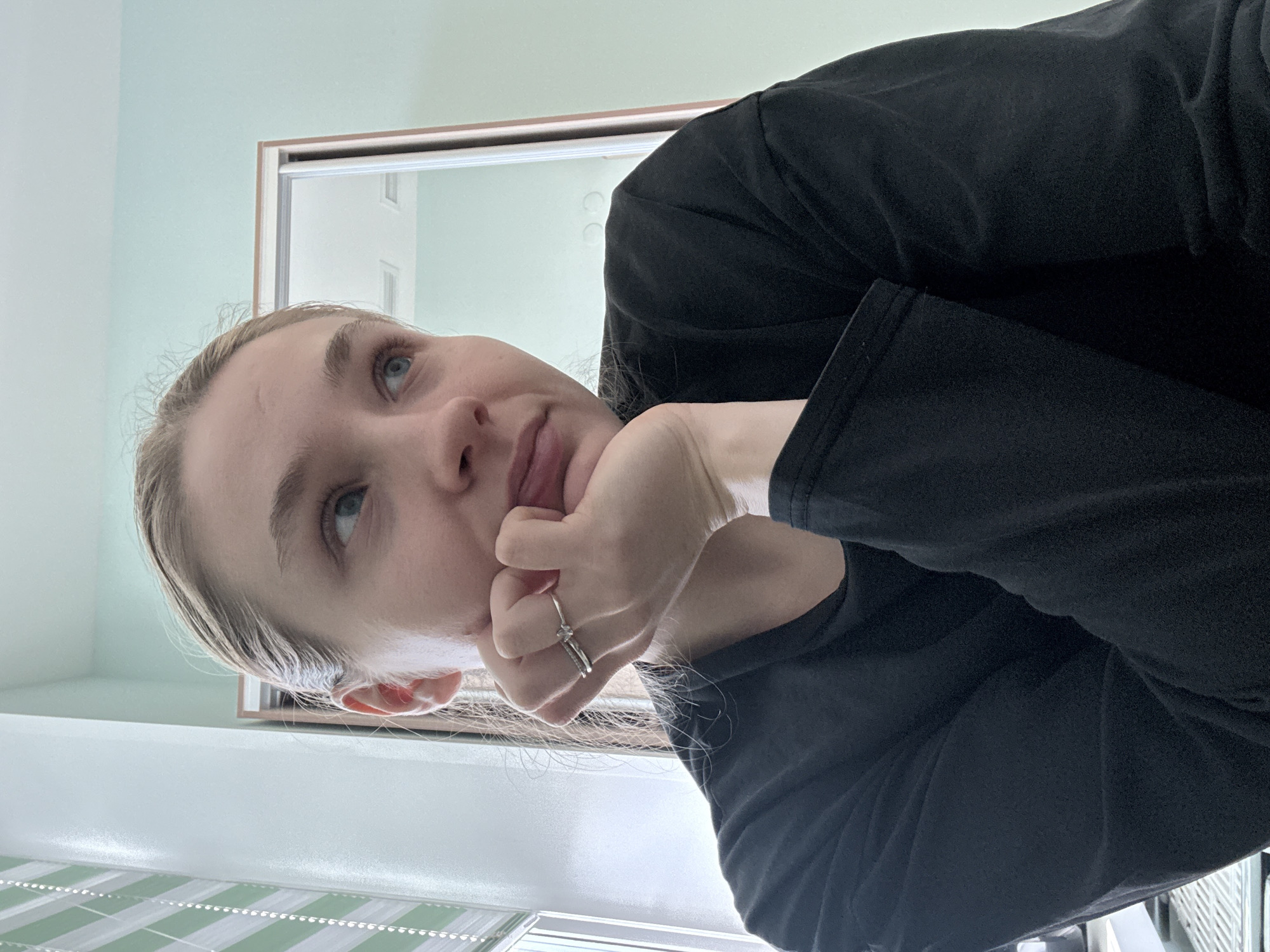 Morning routine documented across Izhevsk locations includes selfies, calls, exercise