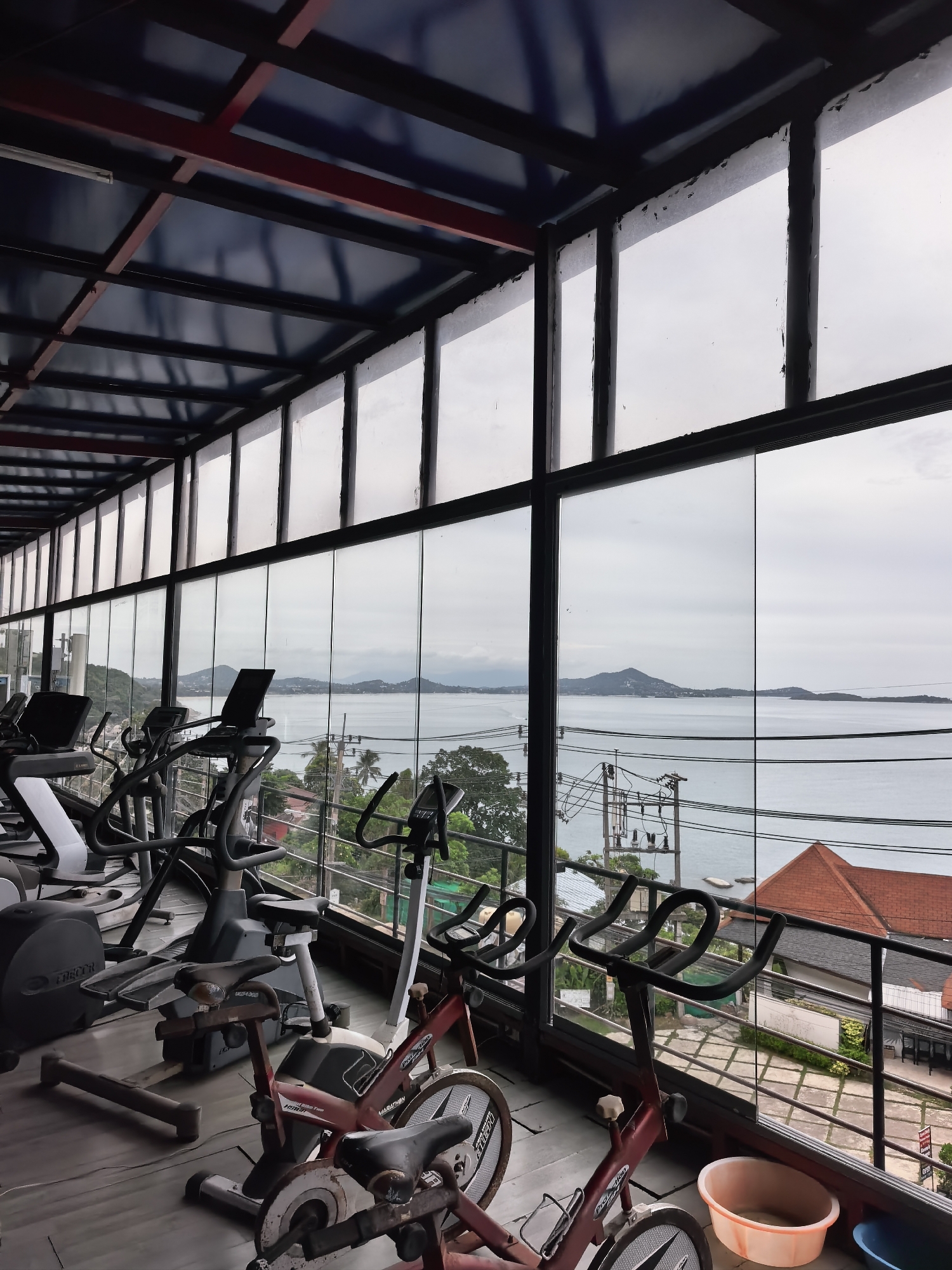 Gym session and coastal exploring around Lamai Beach, Ko Samui