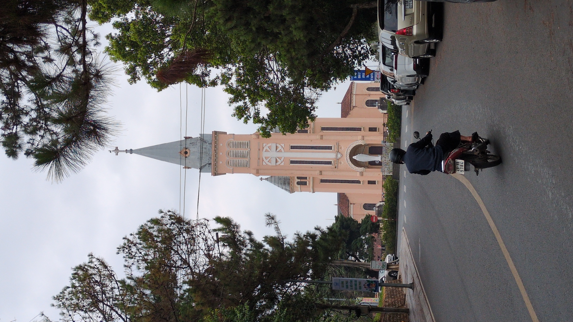Morning street life documented across Da Lat, Vietnam