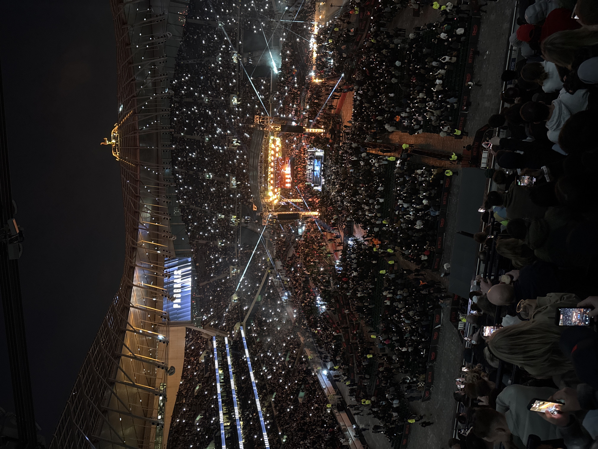 Large crowd fills London stadium for event