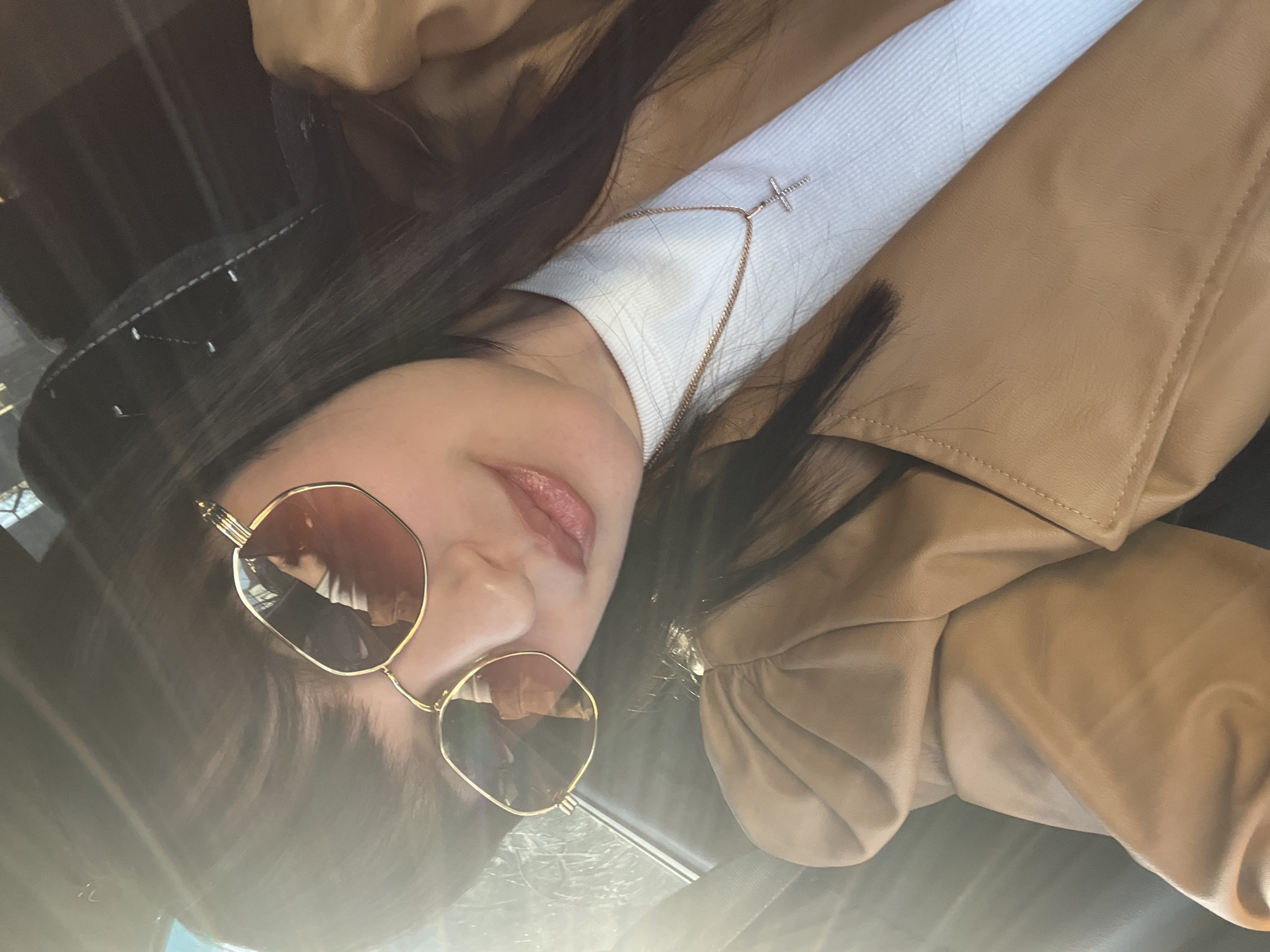 Woman captures personal moments in Chaikovsky, Russia selfie session