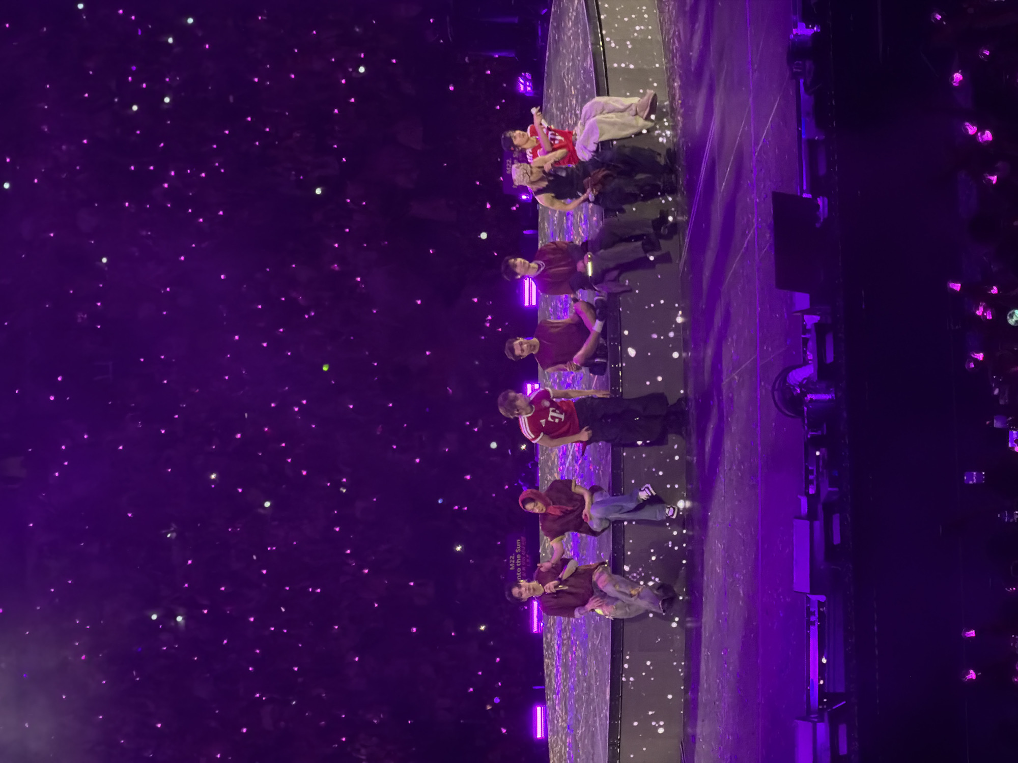 Stadium concert lights up Munich with seven performers on stage