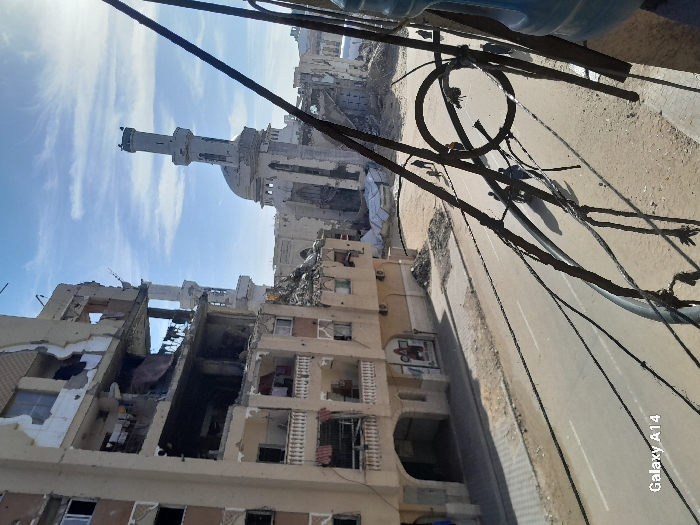 Khan Yunis residents navigate war-damaged streets, makeshift camps